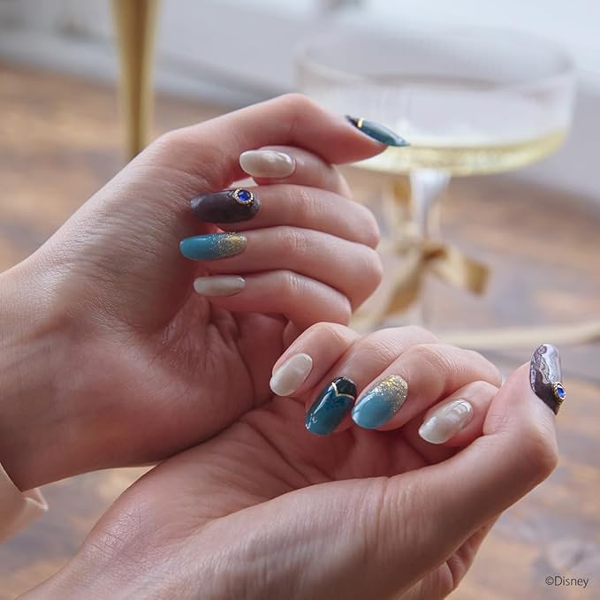 セミキュアジェルネイル（ハンド） N Elsa’s Velvet Frost（Disney collection -Frozen Holiday Collection-）