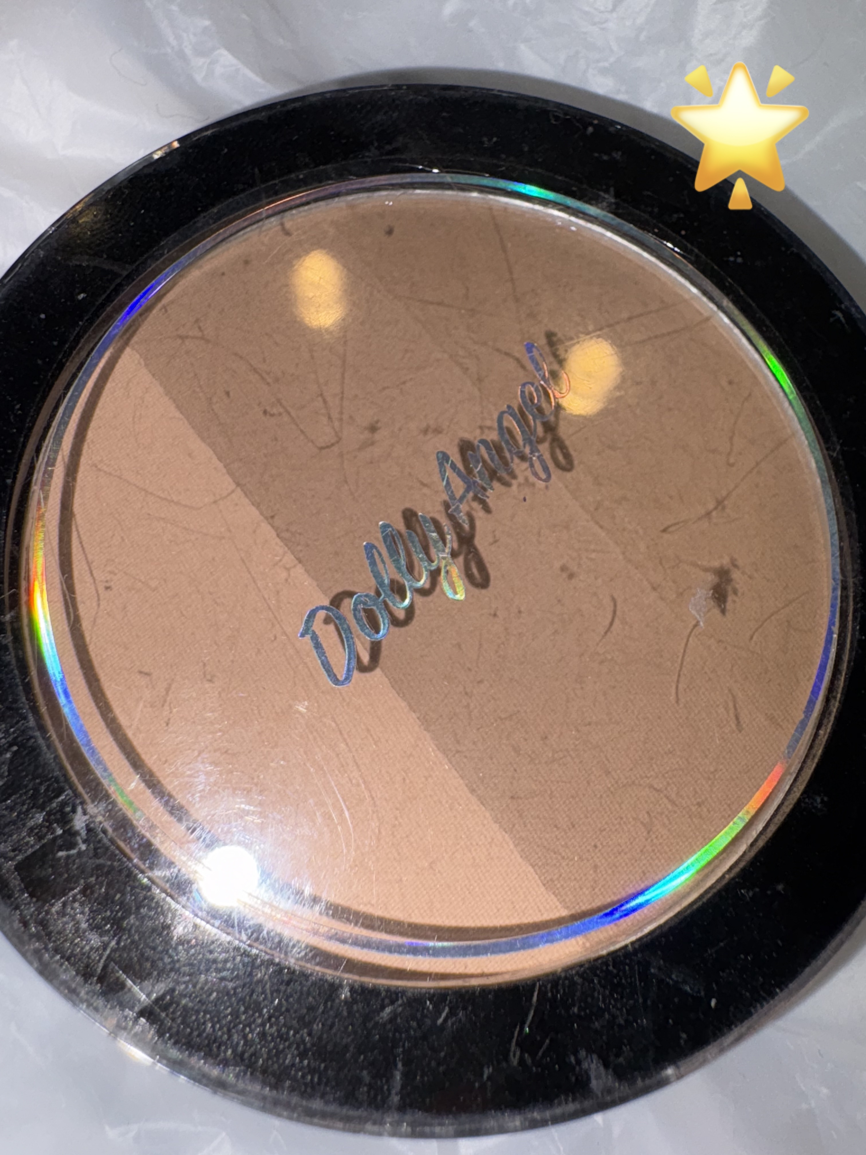 Dolly Angel DQ シェーディングパウダーのクチコミ「
ブラシ付きでワンコインはお得すぎぃぃ😳✨

いいシェーディングパウダーがなかったからお試しで.....」（1枚目）