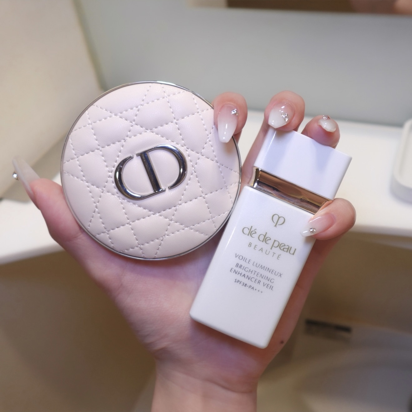 Dior ディオールスキン フォーエヴァー ヌード ラディアント フィルターのクチコミ「この組み合わせめっちゃ肌綺麗に見えるから好き..」（1枚目）