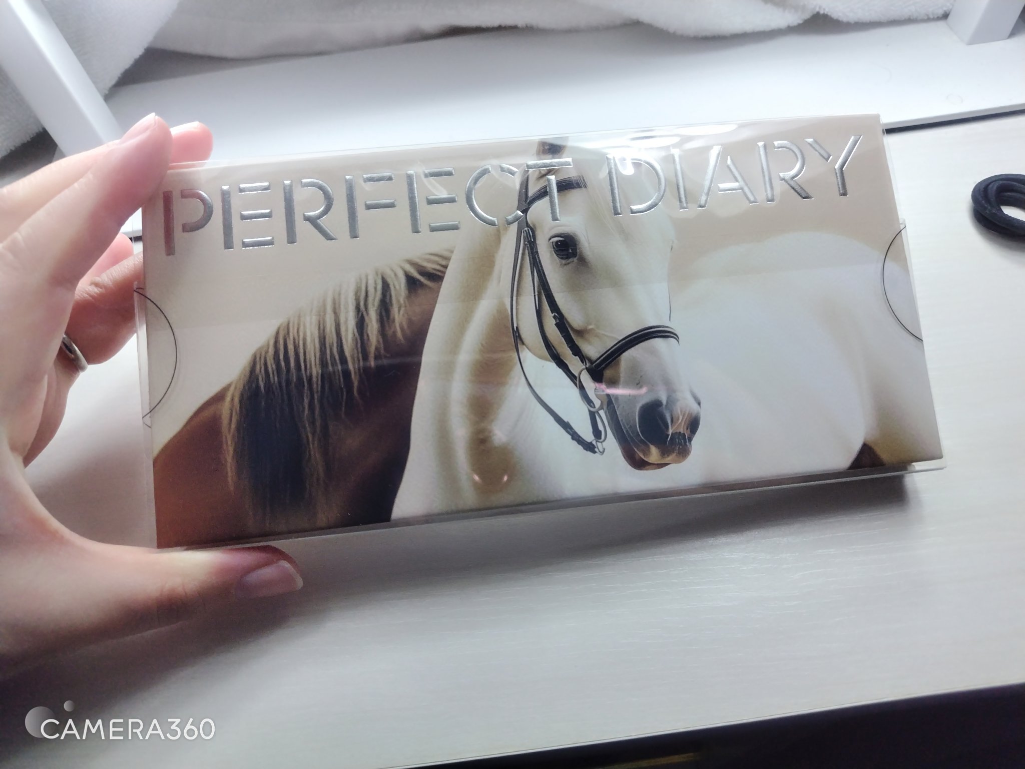 エクスプローラ12色 動物アイシャドウパレット/PERFECT DIARY/アイシャドウパレットを使ったクチコミ（1枚目）