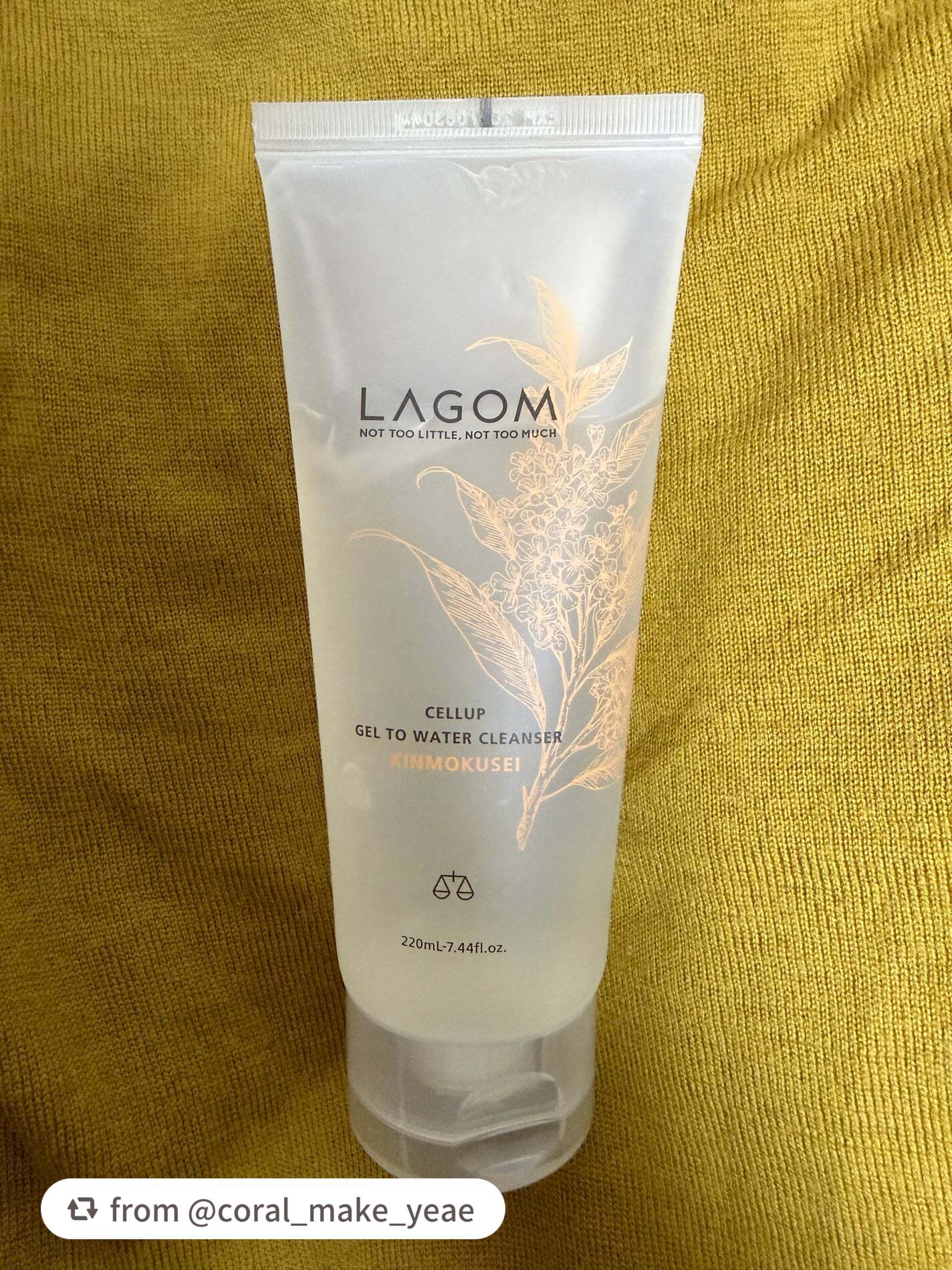 ブランド内でも人気が高い洗顔料！ジェルがみるみる水のようなテクスチャーに変化🌟
クリアな心地よさとともに洗う朝洗顔！
肌の水分保持力に着目した成分「アクアリシア(AQUALICIA)*」配合で、洗顔後の肌もしっとり。
「ジェルトゥウォータ