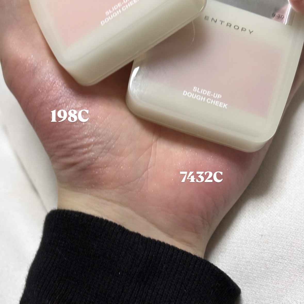 スライドアップドウチーク/ENTROPY/ジェル・クリームチークを使ったクチコミ（2枚目）