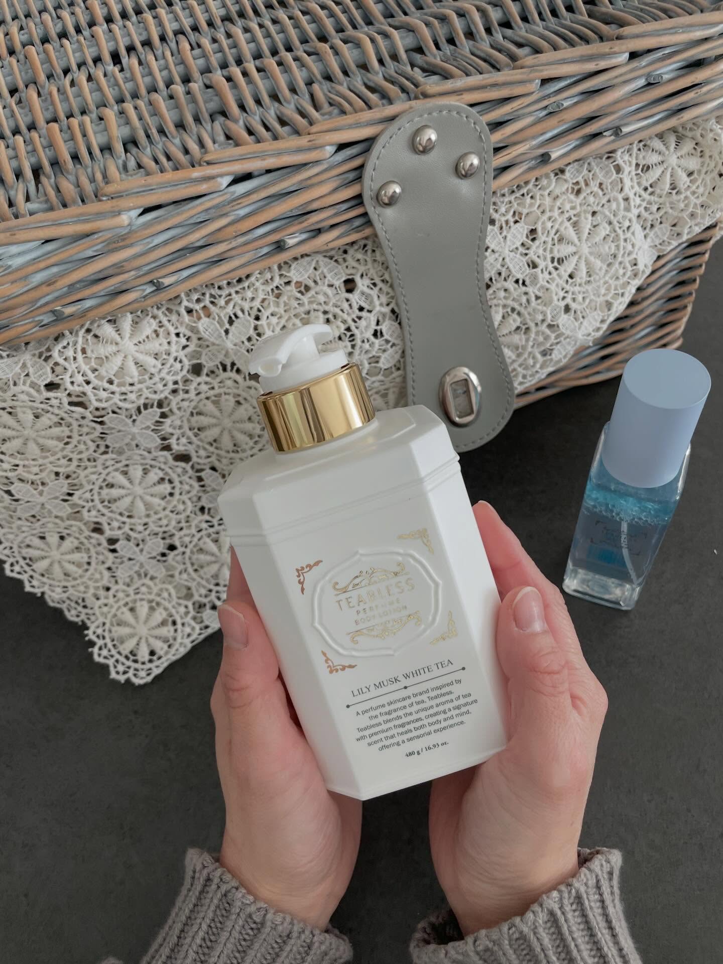 パヒュームヘア＆ボディミスト コットンブルーメロウティー/TEABLESS/ヘアミストを使ったクチコミ（2枚目）