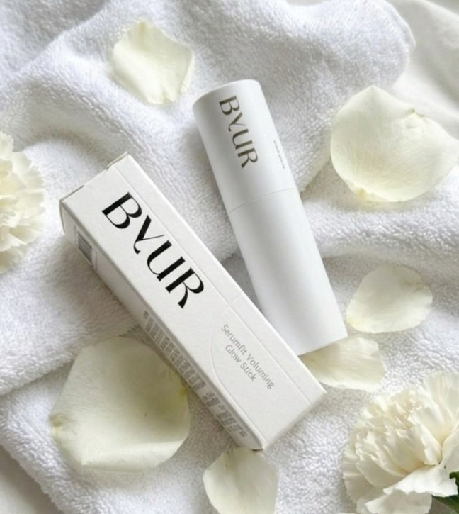 セラムフィット ボリューミング グロースティック 00 パール/ByUR/ジェル・クリームチークを使ったクチコミ（1枚目）