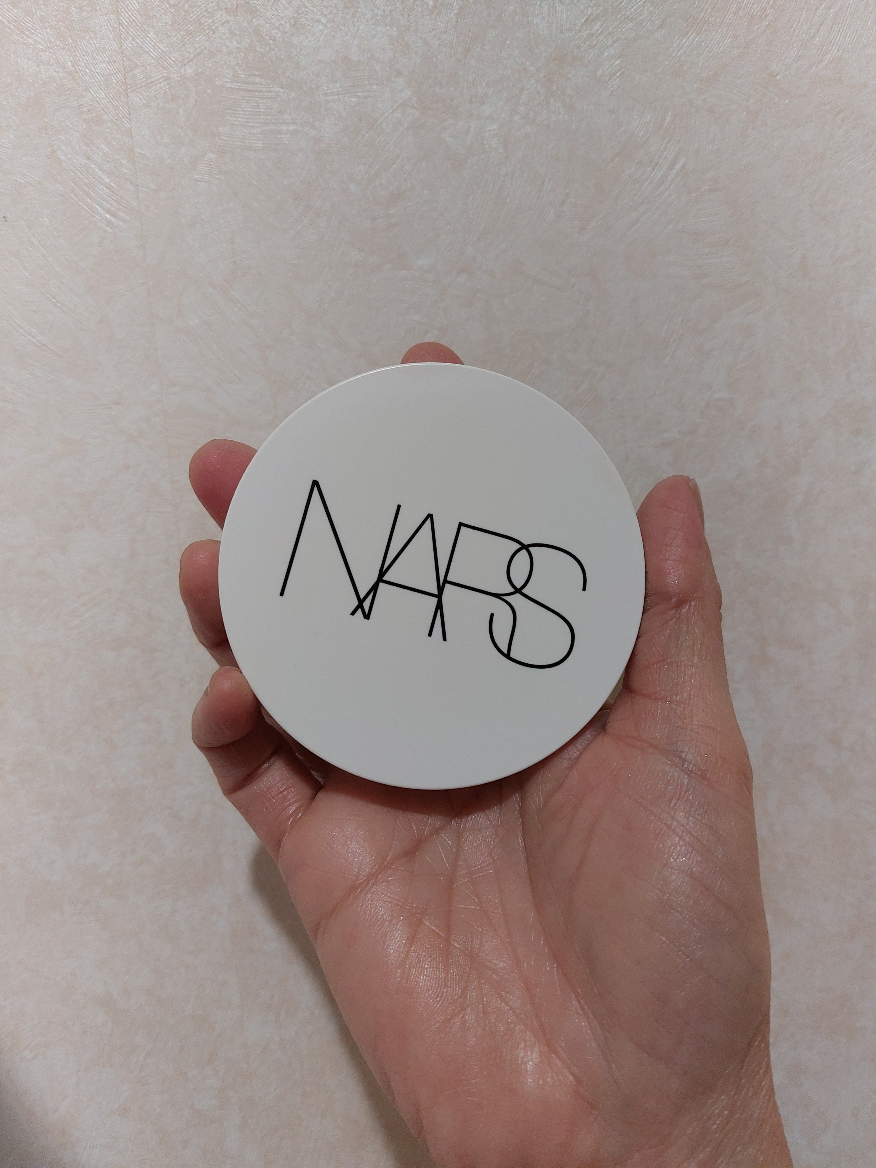 NARS ライトリフレクティング ルミナイジングパウダー 03960/NARS/パウダーハイライトを使ったクチコミ（3枚目）