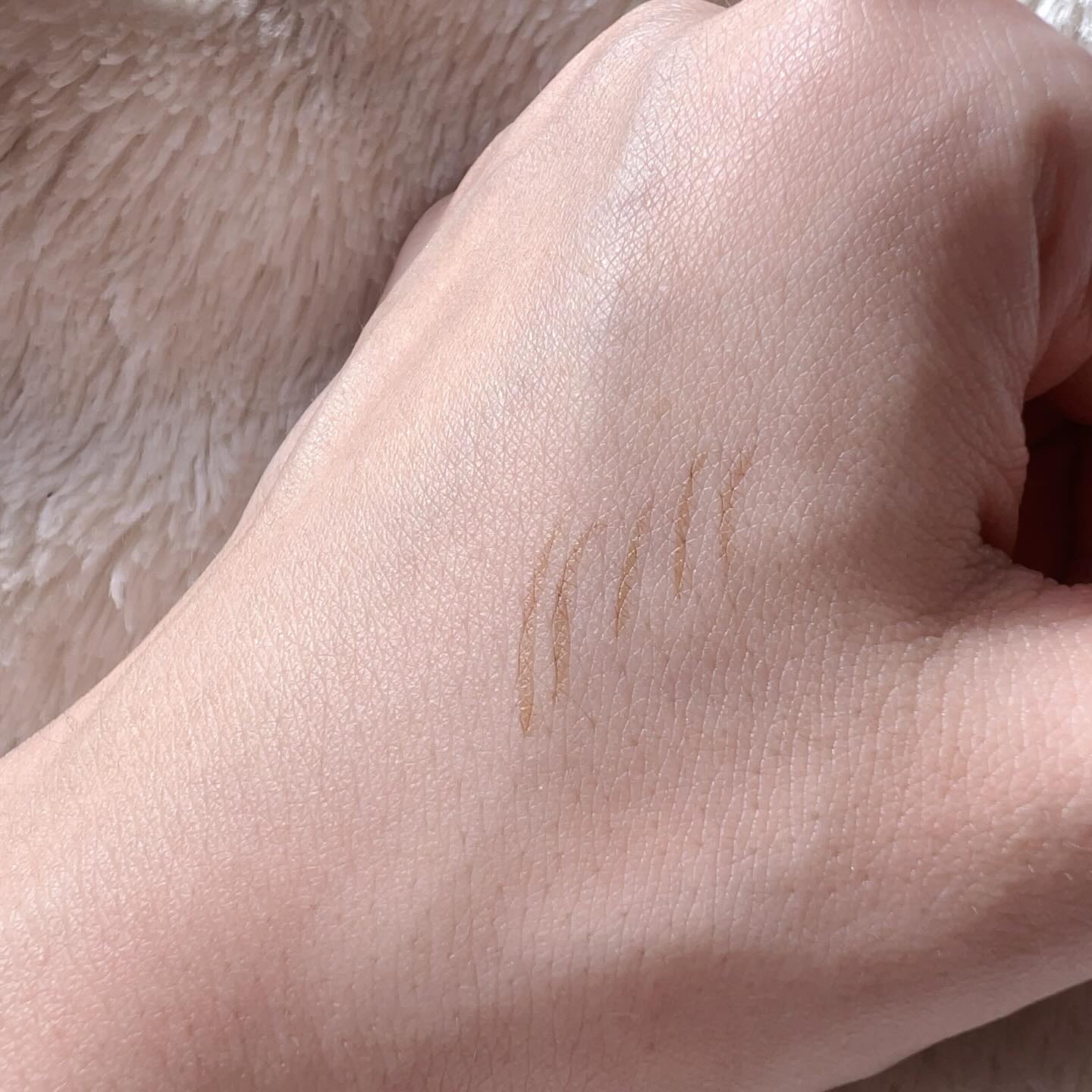 くれ竹 お化粧ふでぺん 眉毛用 毛筆極細 胡桃色/くれ竹 /リキッドアイブロウを使ったクチコミ（3枚目）