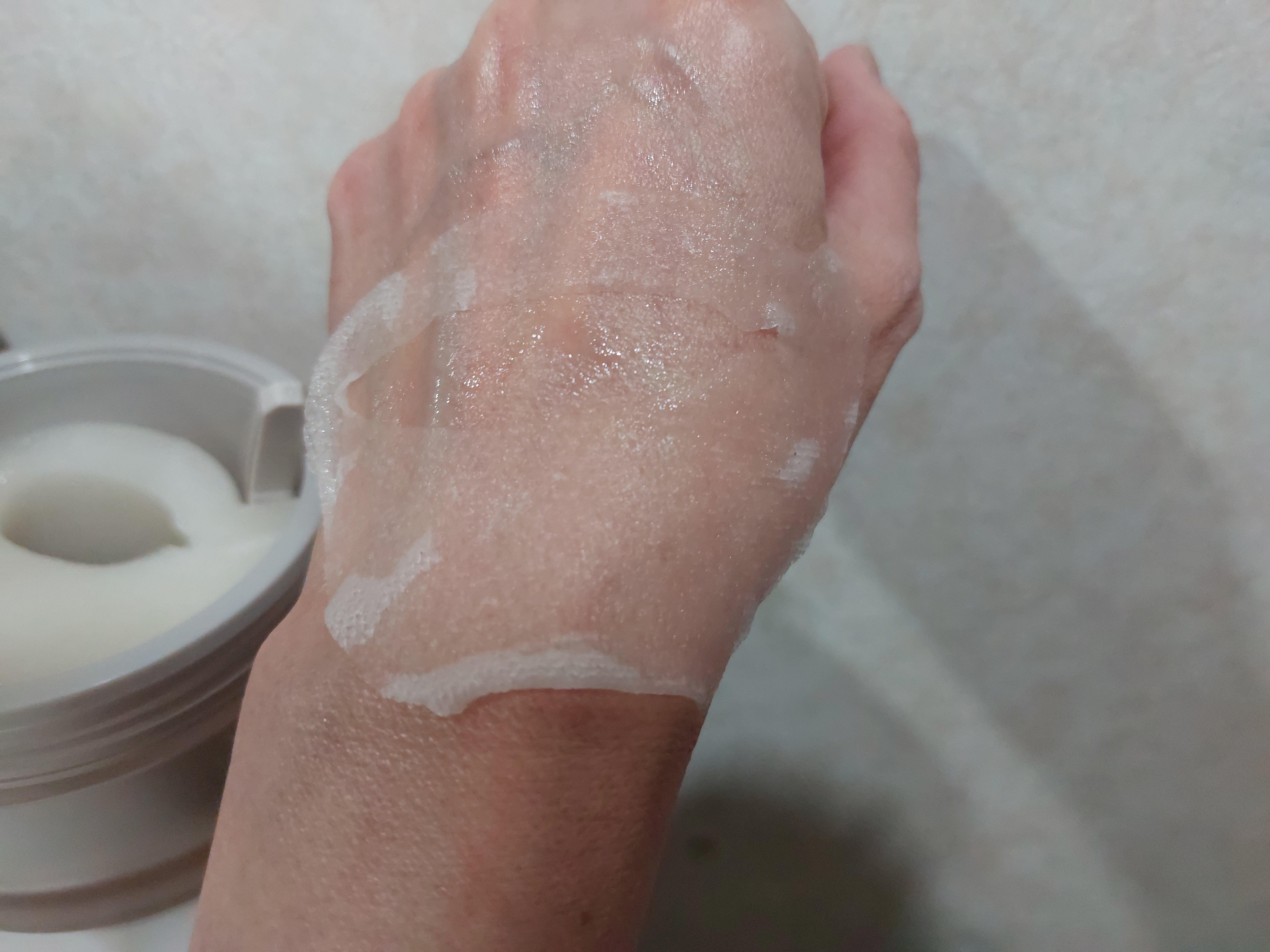 ビューティーアイズ エッセンスシート プレミアム プラス/AXXZIA/アイケア・アイクリームを使ったクチコミ（3枚目）