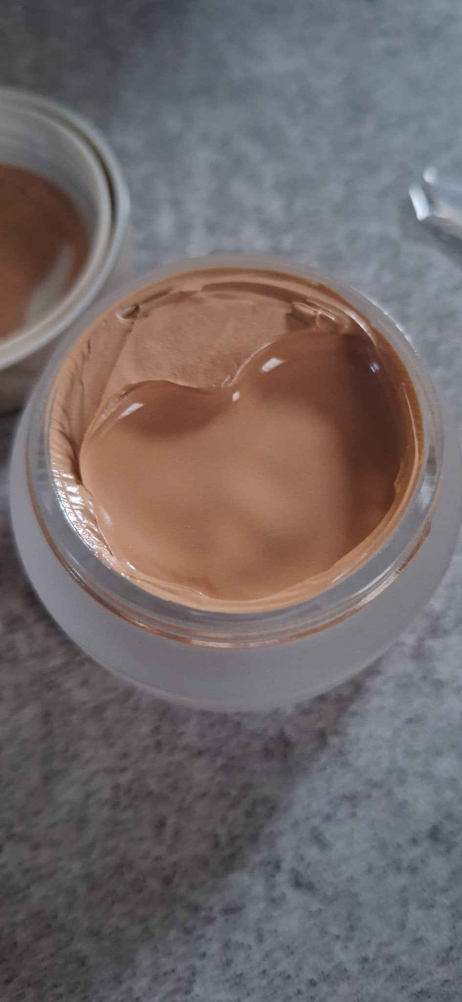 サブライム クリーム ファンデーション/PAUL & JOE BEAUTE/クリーム・エマルジョンファンデーションを使ったクチコミ(4枚目)