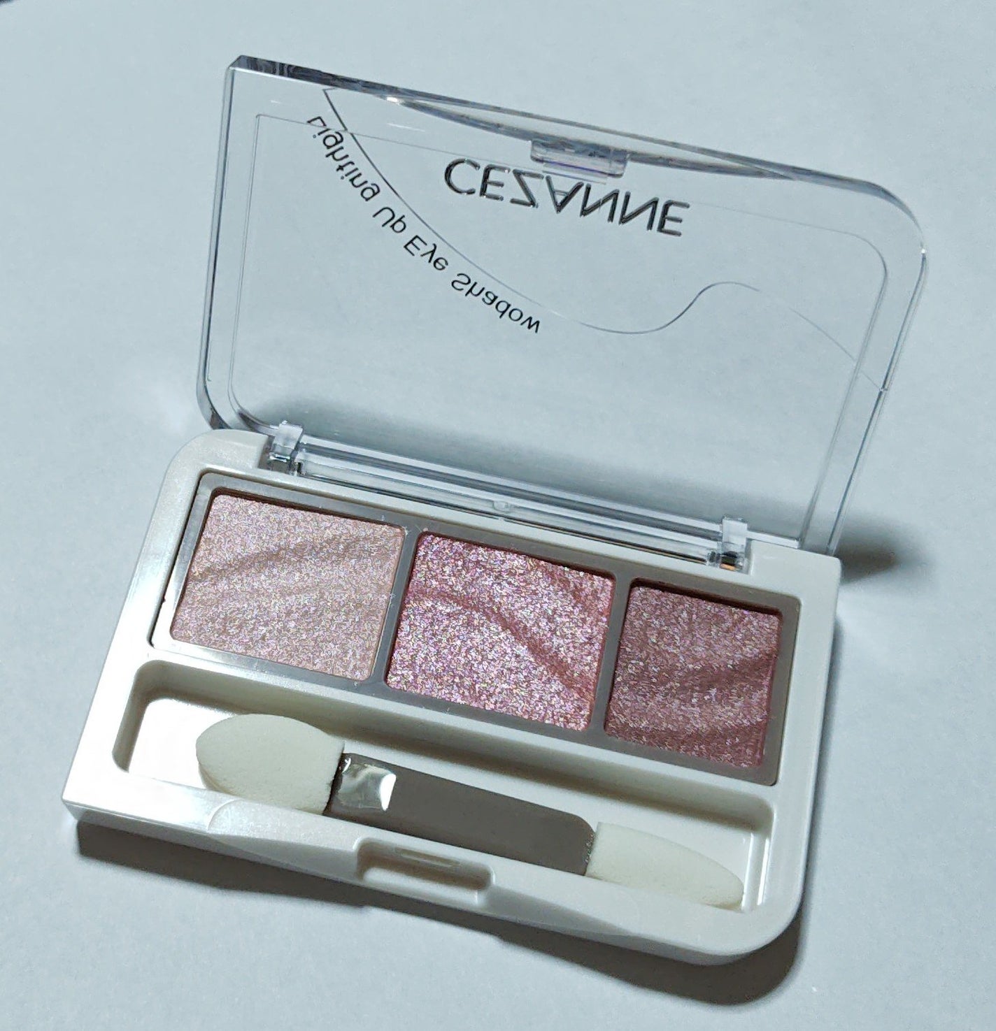 ライティングアップアイシャドウ/CEZANNE/アイシャドウを使ったクチコミ(3枚目)