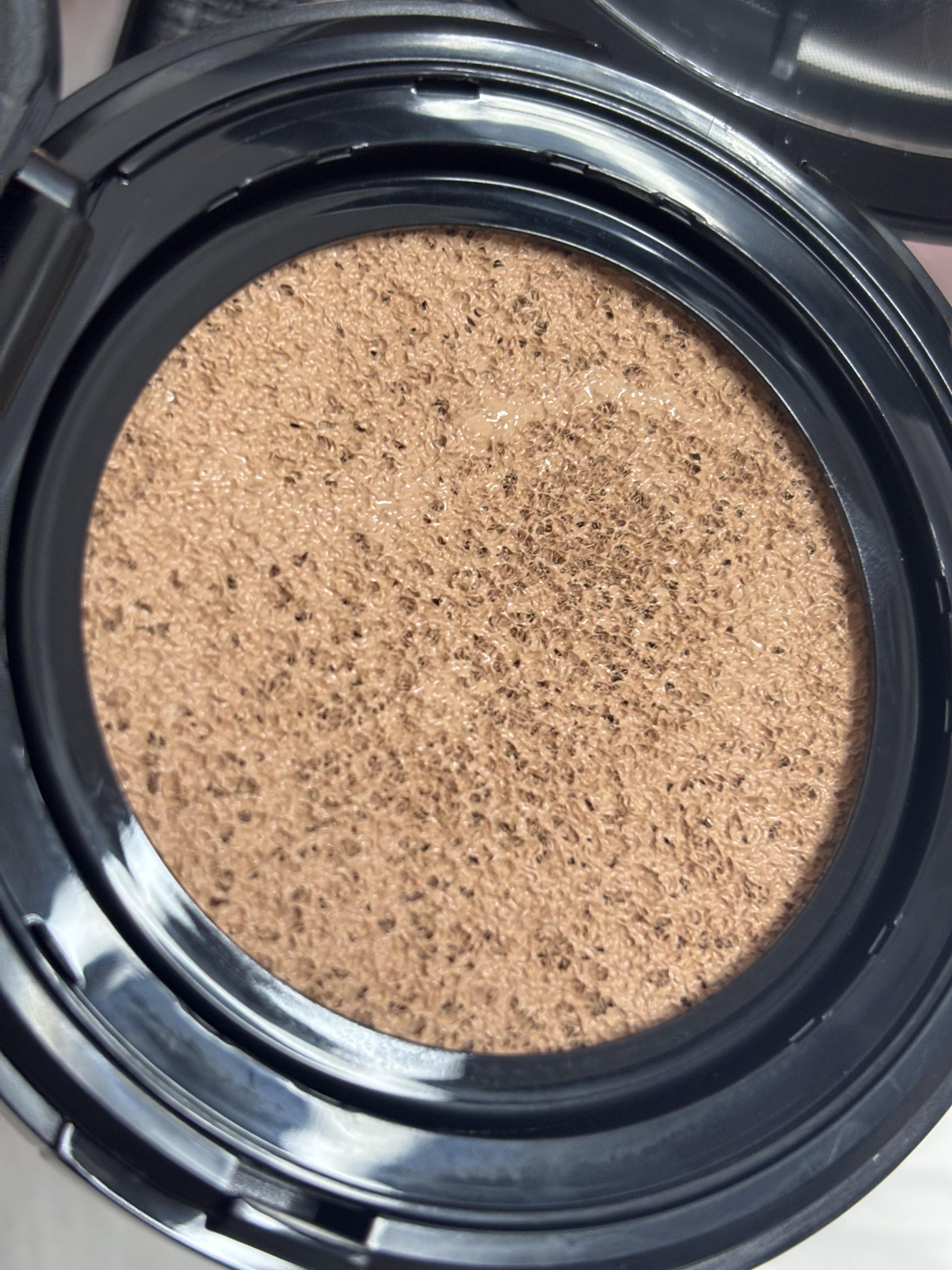 ドラマティックエッセンスクッション グロウ 00 ライトオークル/マキアージュ/クッションファンデーションを使ったクチコミ（2枚目）