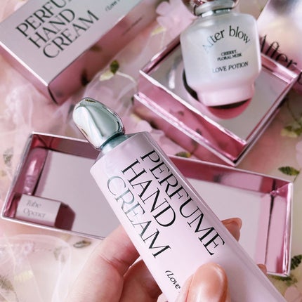 パフューム ハンドクリーム/After blow/ハンドクリームを使ったクチコミ(3枚目)