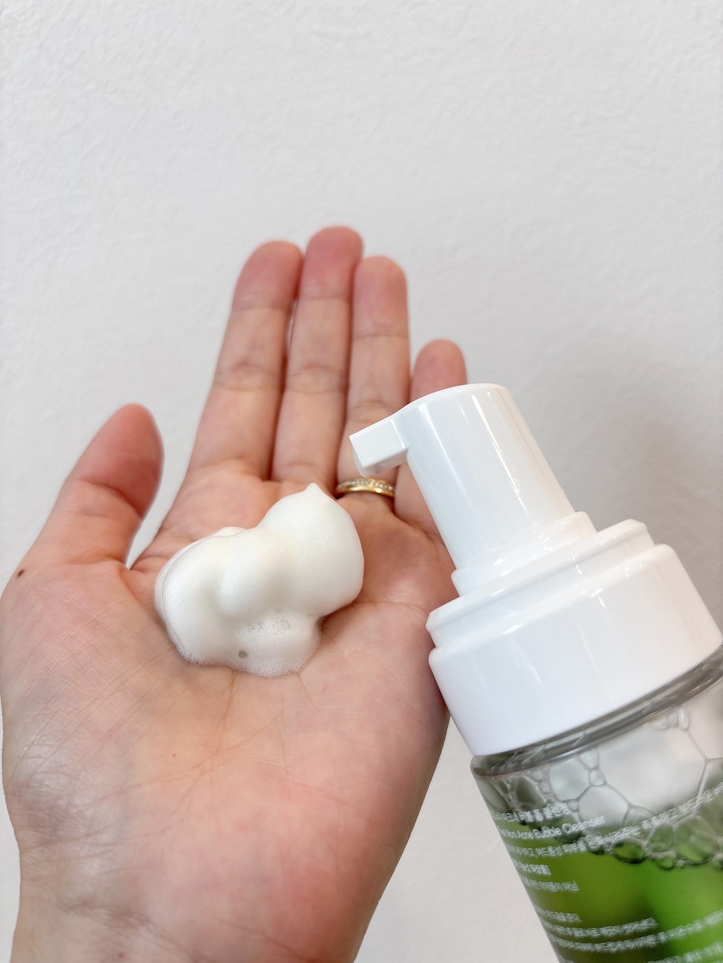 ザリアルノニアクネバブルクレンザー/celimax/泡洗顔を使ったクチコミ（3枚目）