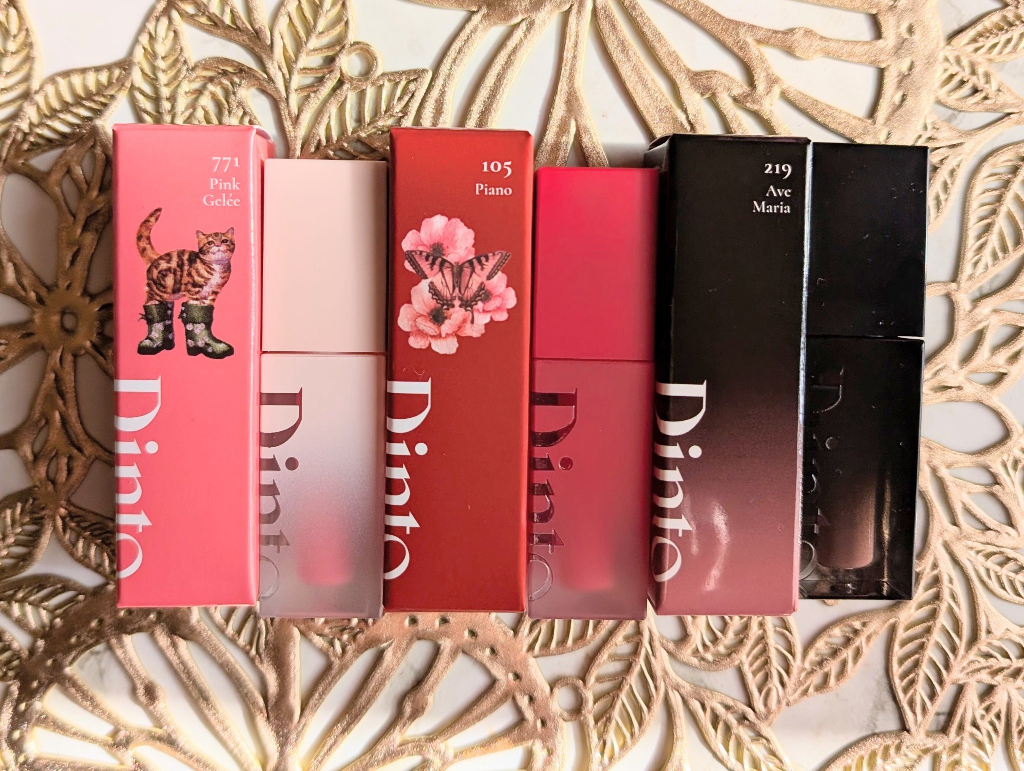 ♥Dint様より
     イエベVSブルベ
　リッププレゼントに当選しました





❥❥❥❥❥❥❥❥❥❥❥❥❥❥❥❥❥

☆Dinto

　　ル・シャ ボテコレクション
　　ブラーゼリーボリューム
　　リップティント　
　　771　P