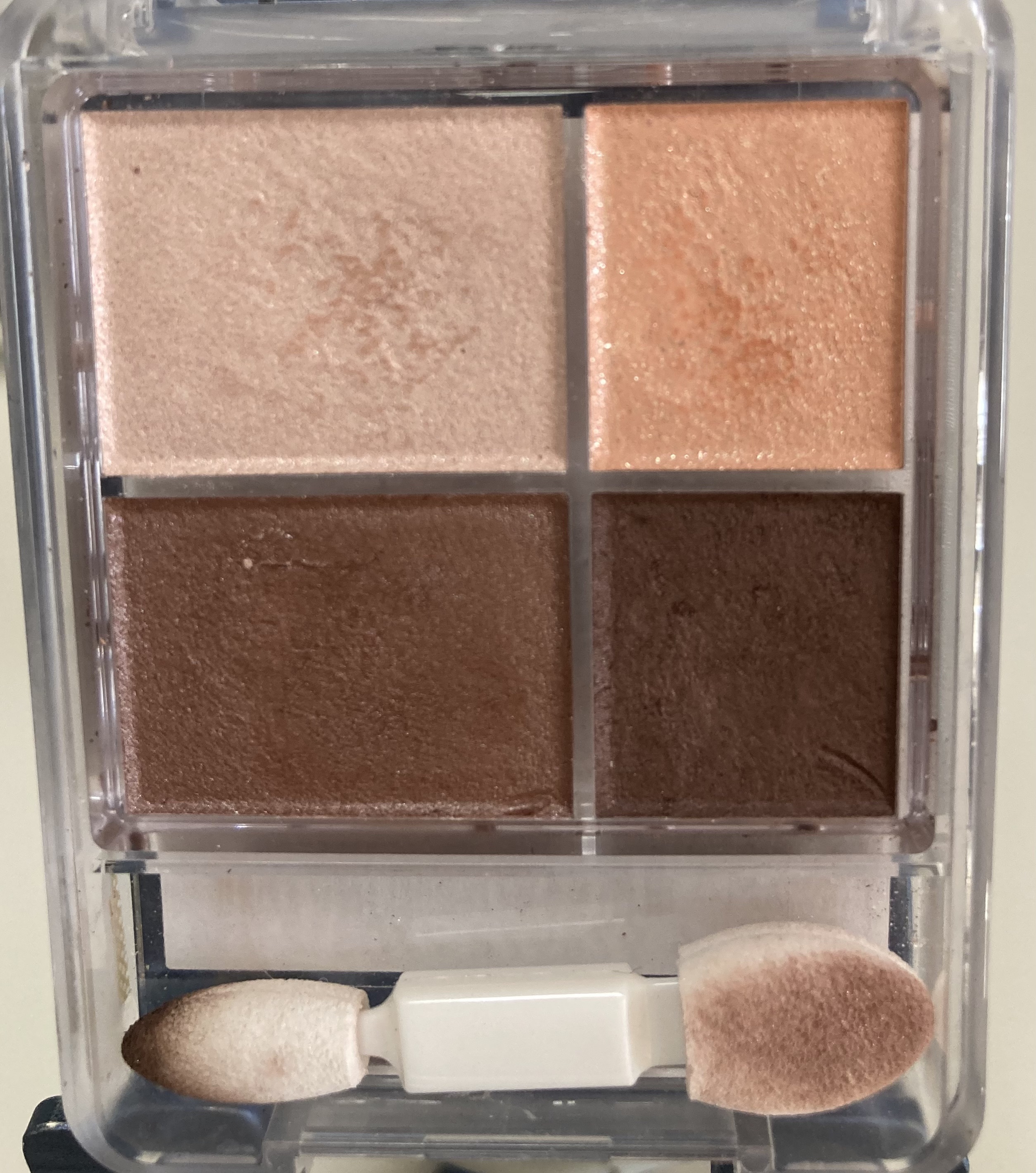 グラデーション アイシャドウ/ちふれ/アイシャドウパレットを使ったクチコミ（2枚目）