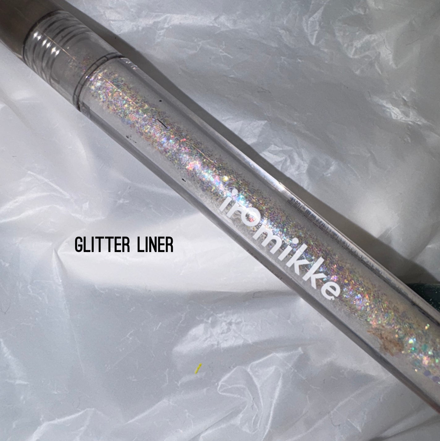 イロミッケ グリッターリキッドアイシャドウ/iromikke/グリッターを使ったクチコミ(1枚目)