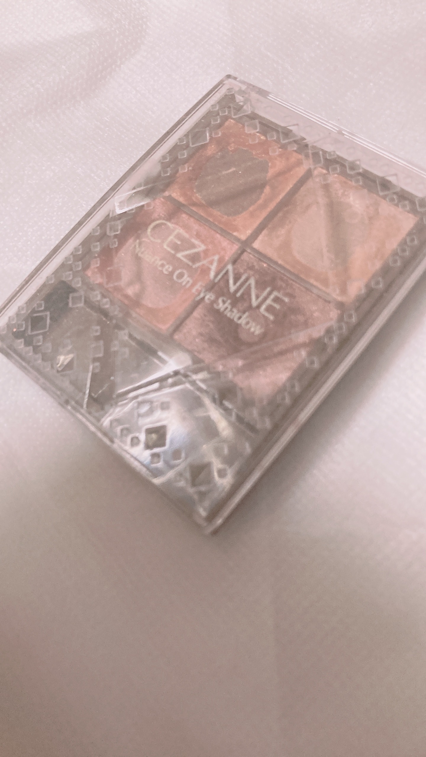 ビタートーンアイシャドウ/CEZANNE/パウダーアイシャドウを使ったクチコミ（1枚目）