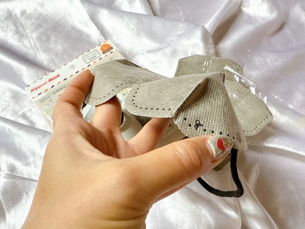 MISAKI on LIPS 「ひとみの休息3Dアイマスクを使ってみて、まず感じたのは軽さと使..」(4枚目)