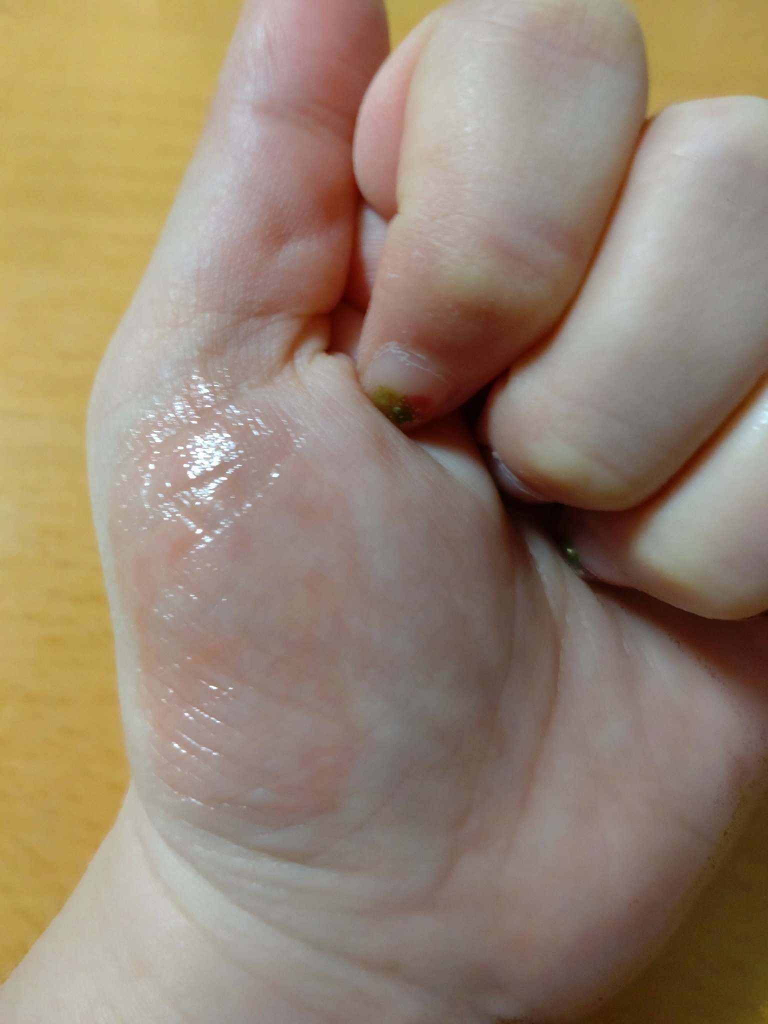 セラムオイルリップスティック /ミティア オーガニック/口紅を使ったクチコミ（3枚目）