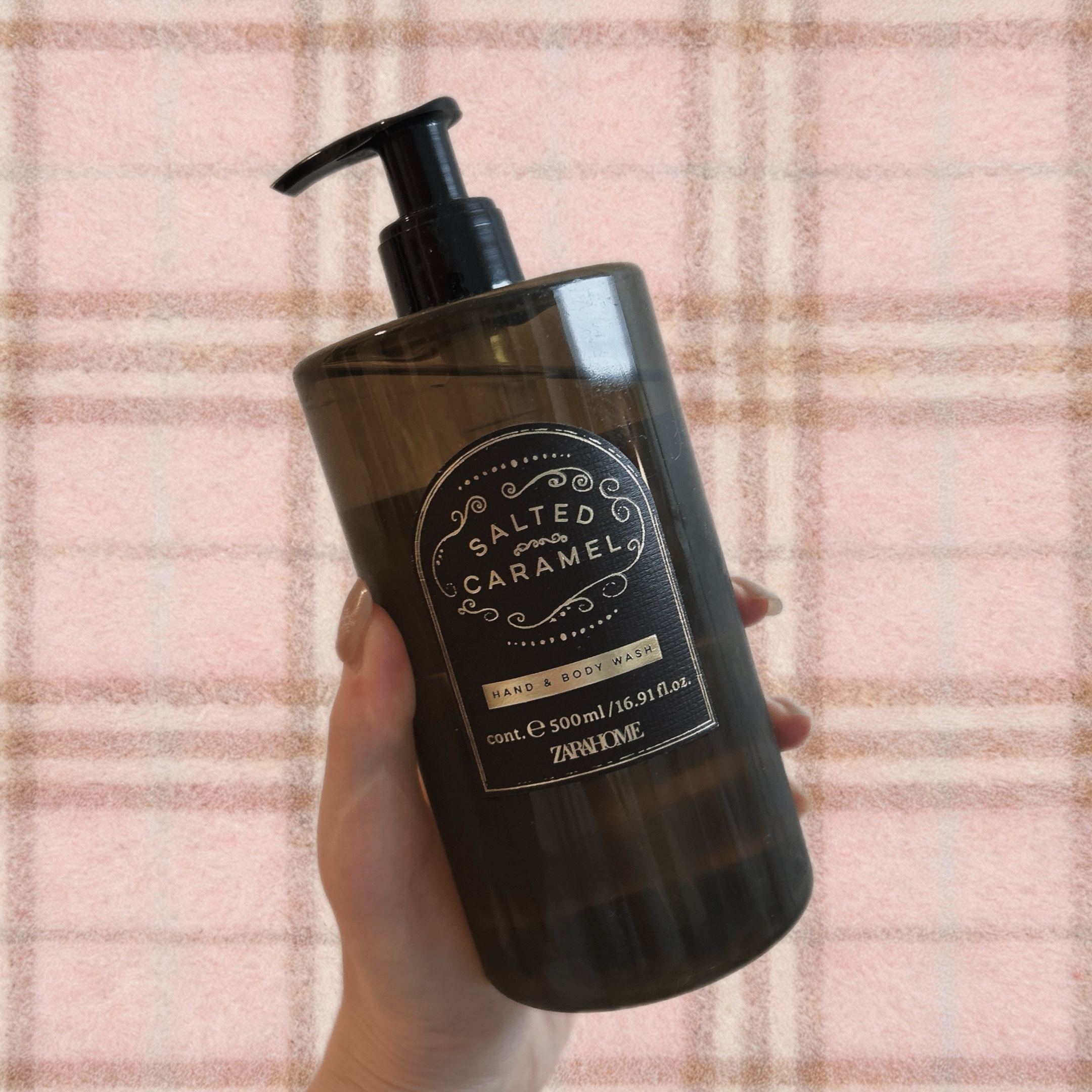 ZARA HOME ハンド＆ボディウォッシュのクチコミ「〈ZARAHOME〉
リキッドソープ SALTED CARAMEL

ソルティッドキャラメルの.....」（1枚目）
