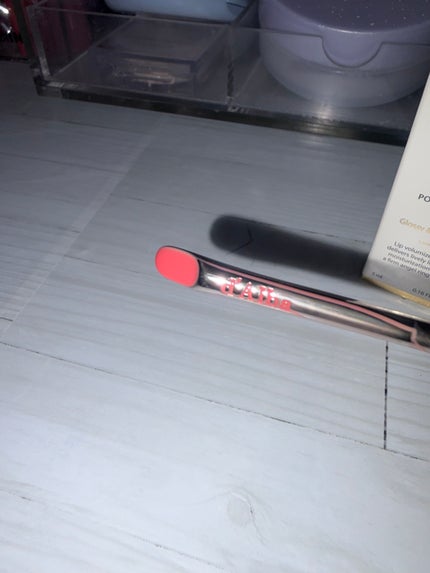 プランピングリップグロウムードボリューマイザー/ダルバ/リップグロスを使ったクチコミ(3枚目)