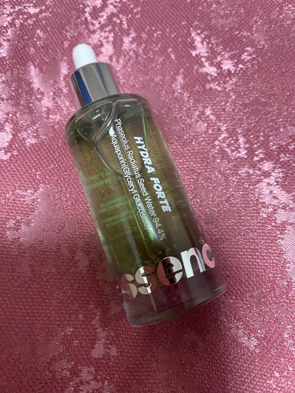 coral_perfume_38g4 on LIPS 「みずみしいサラッとしたテクスチャーです!肌なじみがとても良いし..」(1枚目)