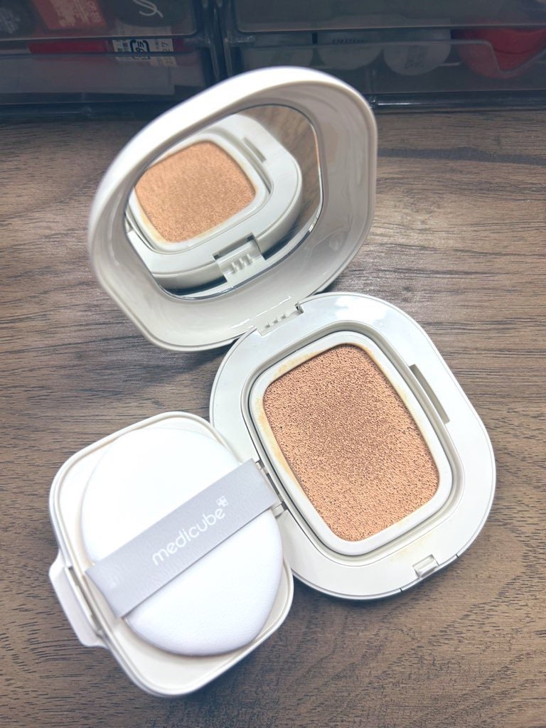 プロ グルタチオン ベルベット クッションファンデーション/MEDICUBE/クッションファンデーションを使ったクチコミ(1枚目)