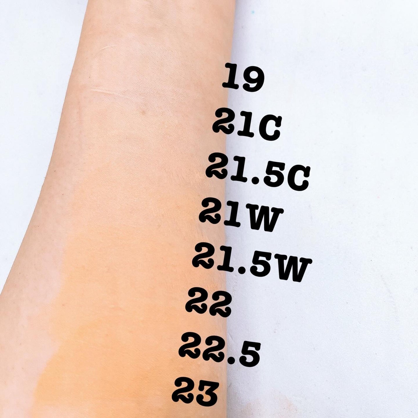 ウォーターレイヤーフィットクッション /ABOUT TONE/クッションファンデーションを使ったクチコミ(7枚目)