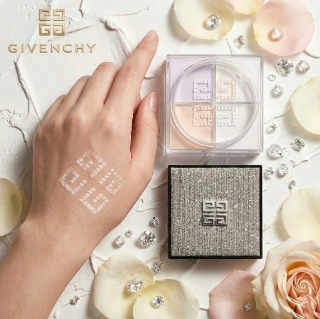 プリズム・リーブル・ハイライター （ホリデー コレクション 2025）/GIVENCHY/フェイスパウダーを使ったクチコミ（1枚目）