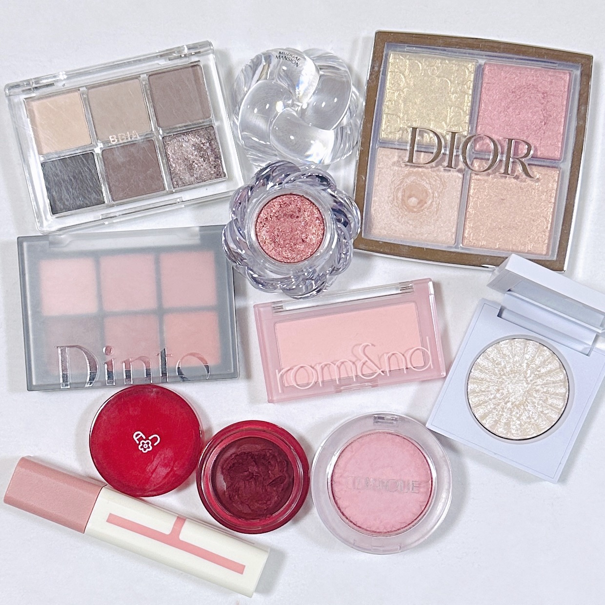 \今日のメイク☺︎/

📍使用コスメ
────────────
☁️BBIA READY TO WEAR EYE PALETTE 08.COOL GRAY
☁️Dinto BLUR-FINISH  SHADOW 708.J.L.Long
