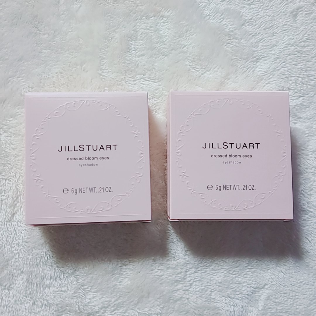 ジルスチュアート　ドレスドブルーム アイズ 02 peony embroidery/JILL STUART/アイシャドウパレットを使ったクチコミ（2枚目）