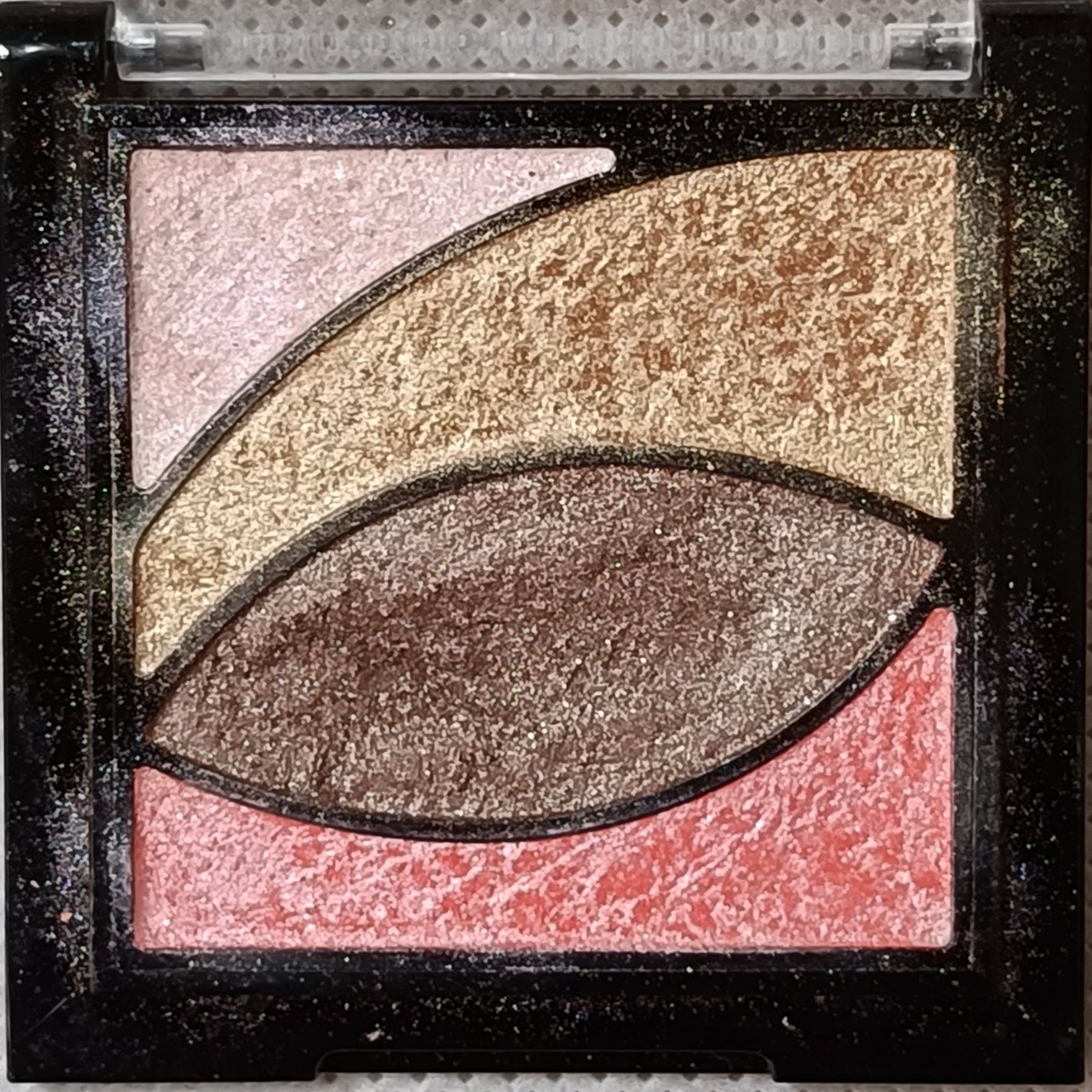 カラーリングチークス(グロウ)/LUNASOL/パウダーチークを使ったクチコミ(3枚目)