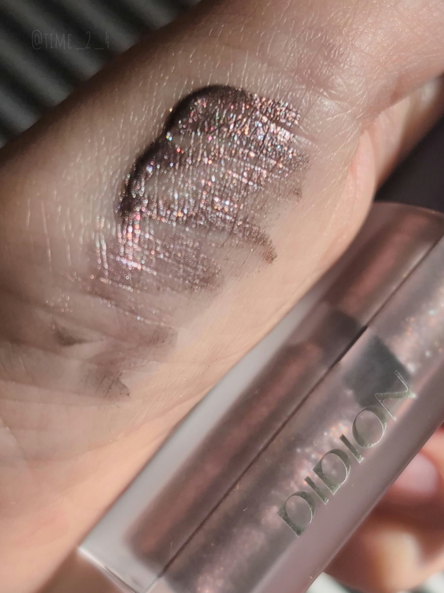 リキッド グリッター/DIDION/グリッターを使ったクチコミ（2枚目）