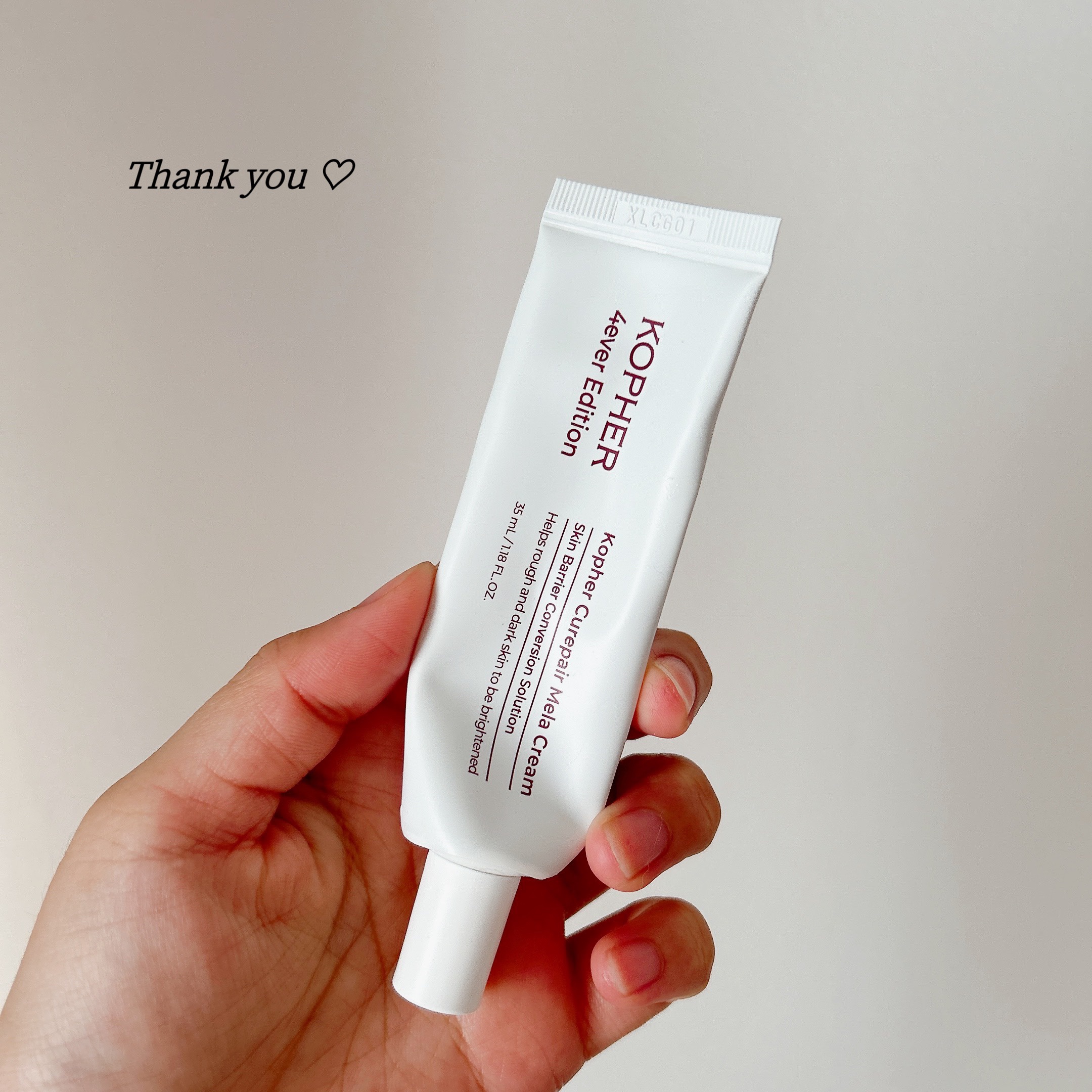 \ 使い切りレビュー🤍🤍 /

KOPHER
CUREPAIR MELA CREAM
使い切りました🙌🏻

使い切りまでに結構時間かかった..

真っ白で結構こっくりテクスチャー。
微かにハーブのような香りがします🌿

伸びは良い