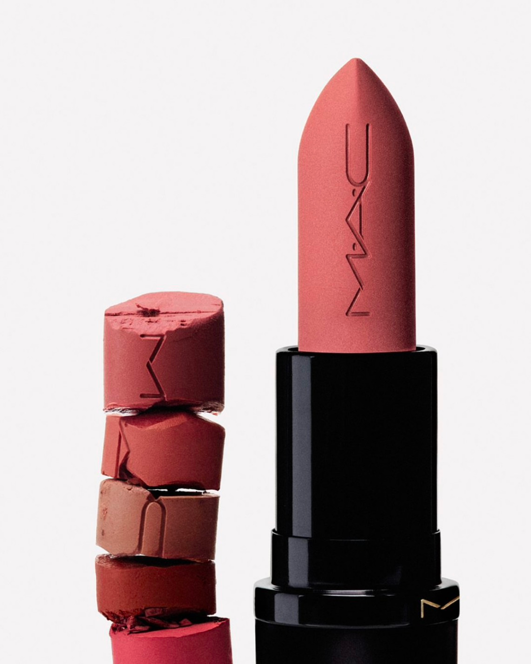 パウダー キス リップ + チーク ムース/M・A・C/口紅を使ったクチコミ（2枚目）