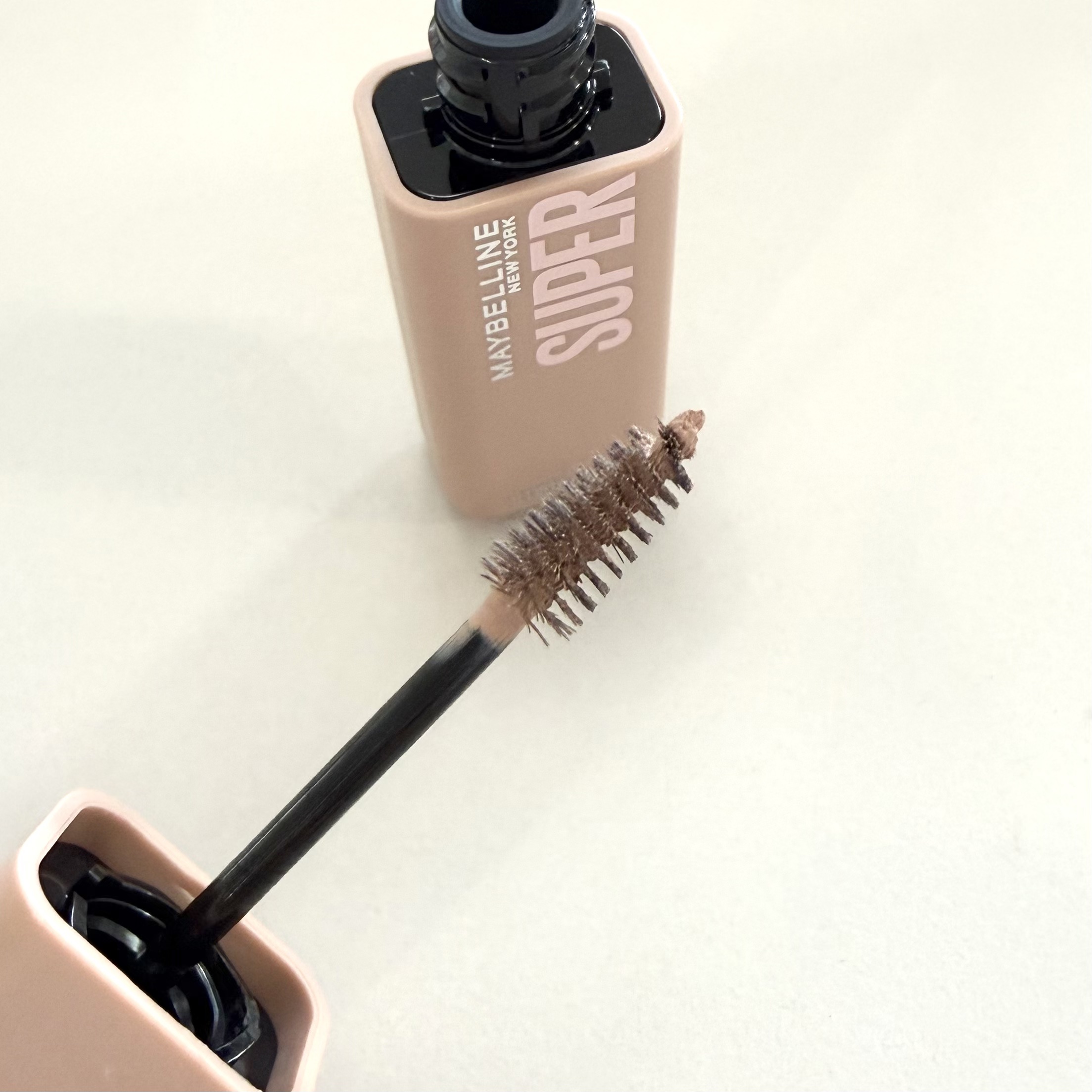 ＳＰ フラッフ ブロウ ムース/MAYBELLINE NEW YORK/眉マスカラを使ったクチコミ（2枚目）