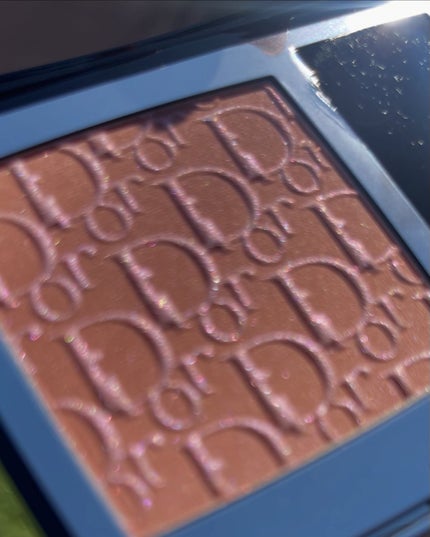 ディオールスキン ルージュ ブラッシュ/Dior/パウダーチークを使ったクチコミ(2枚目)