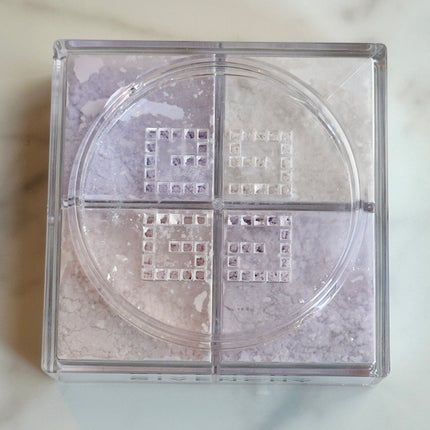 プリズム・リーブル/GIVENCHY/ルースパウダーを使ったクチコミ(4枚目)