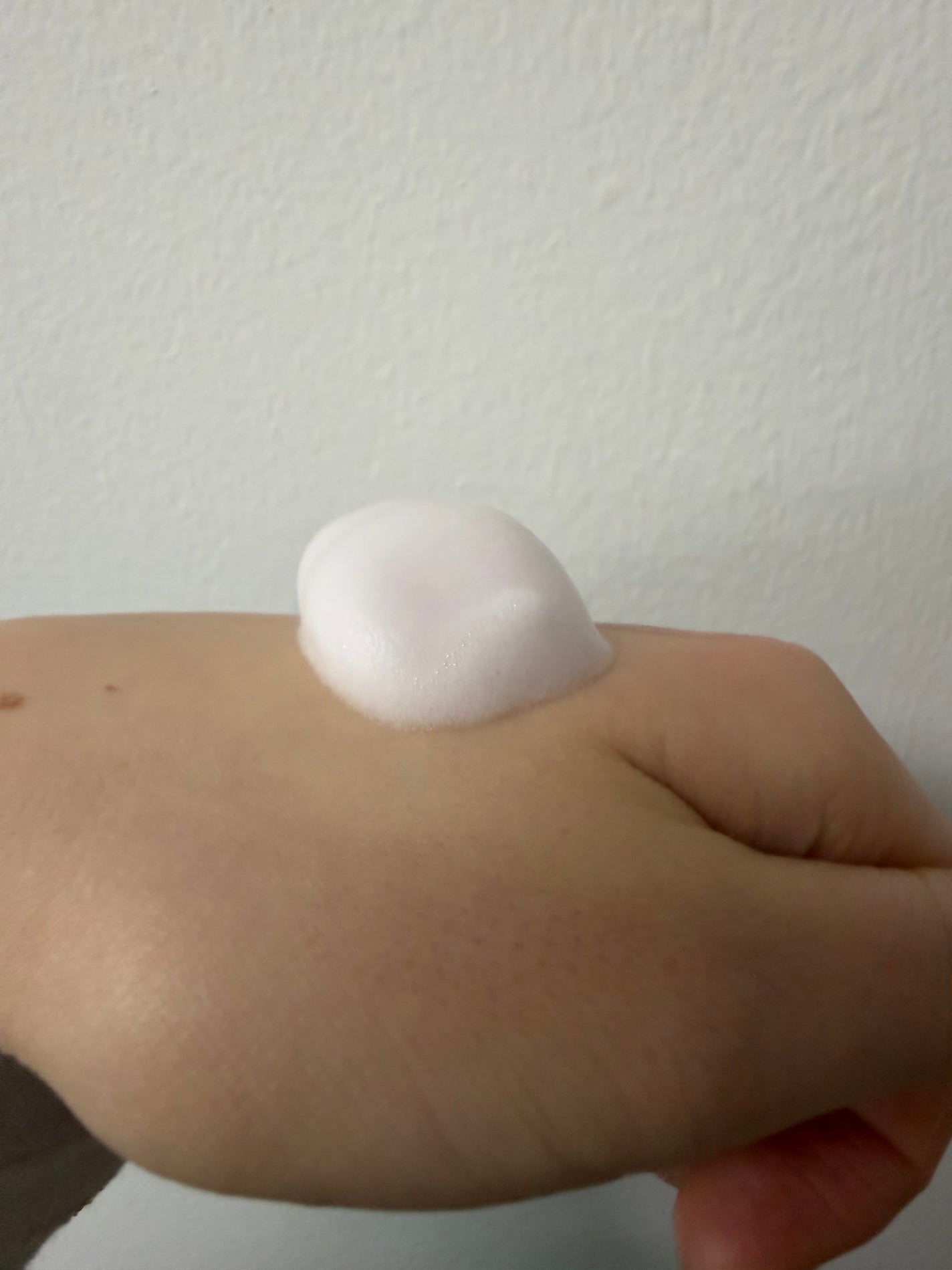 アクネワンダーバブルフォームクレンジング/Feelody/洗顔フォームを使ったクチコミ(4枚目)