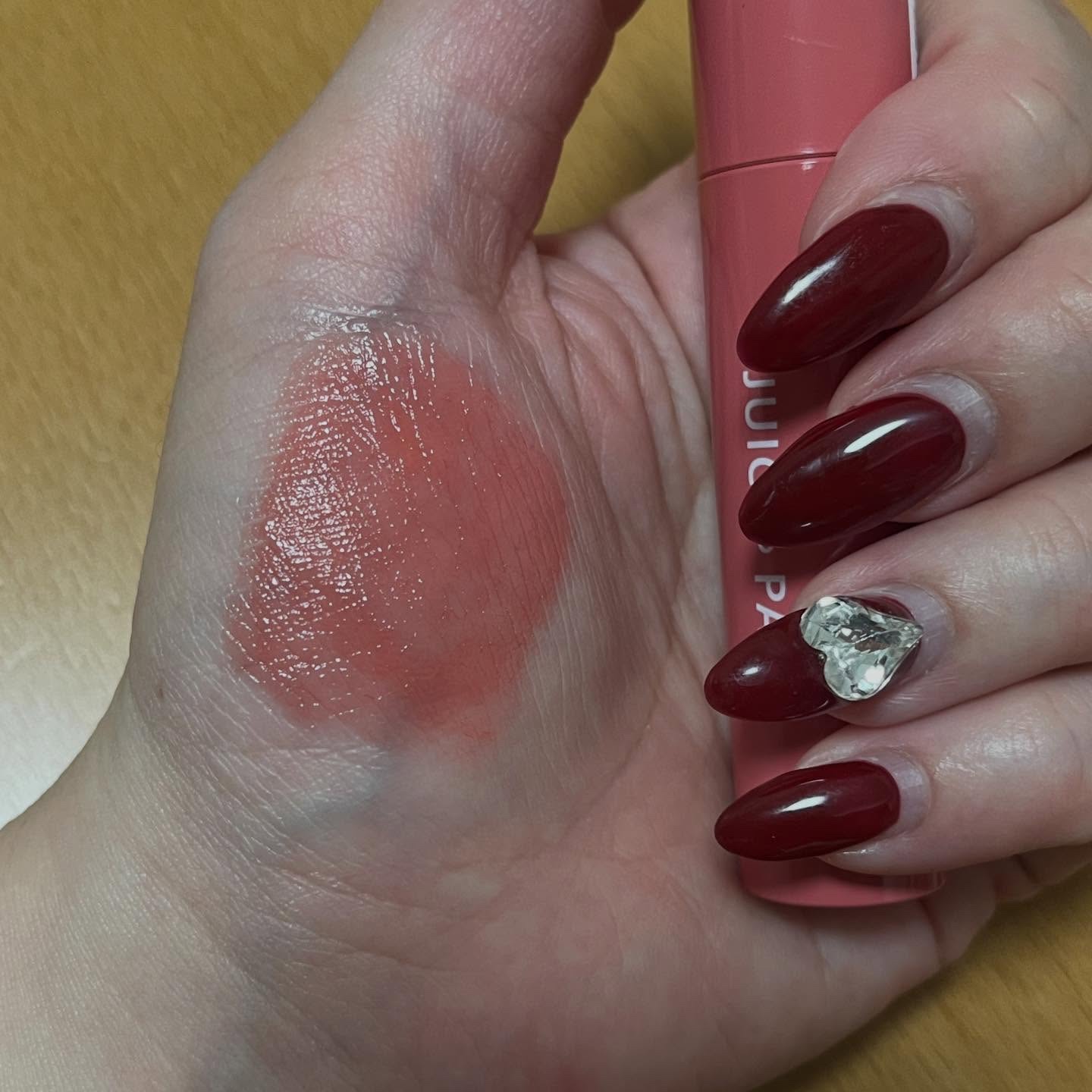 ジューシーパンシュガーティント/A’pieu/リップティントを使ったクチコミ（3枚目）