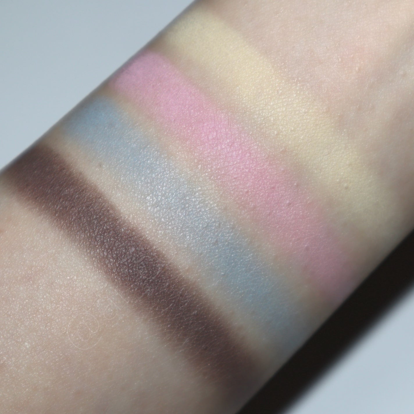 ベターザンアイズ/rom&nd/アイシャドウパレットを使ったクチコミ(4枚目)