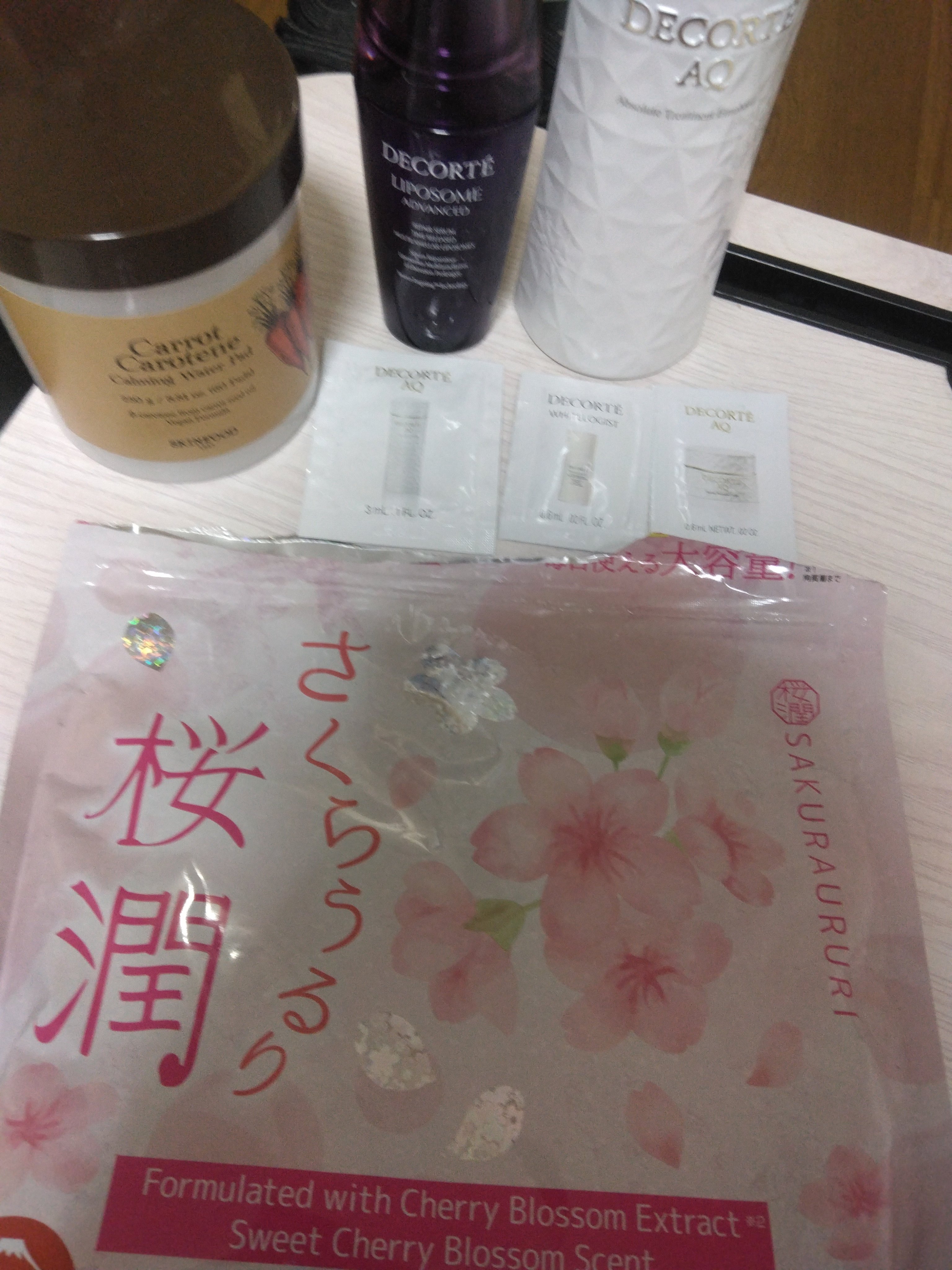 コスメデコルテ　ホワイトロジスト　クロノジェネシス　ブライトニング コンセントレイト  【医薬部外品】 ＜美白美容液＞/DECORTÉ/美容液を使ったクチコミ（1枚目）