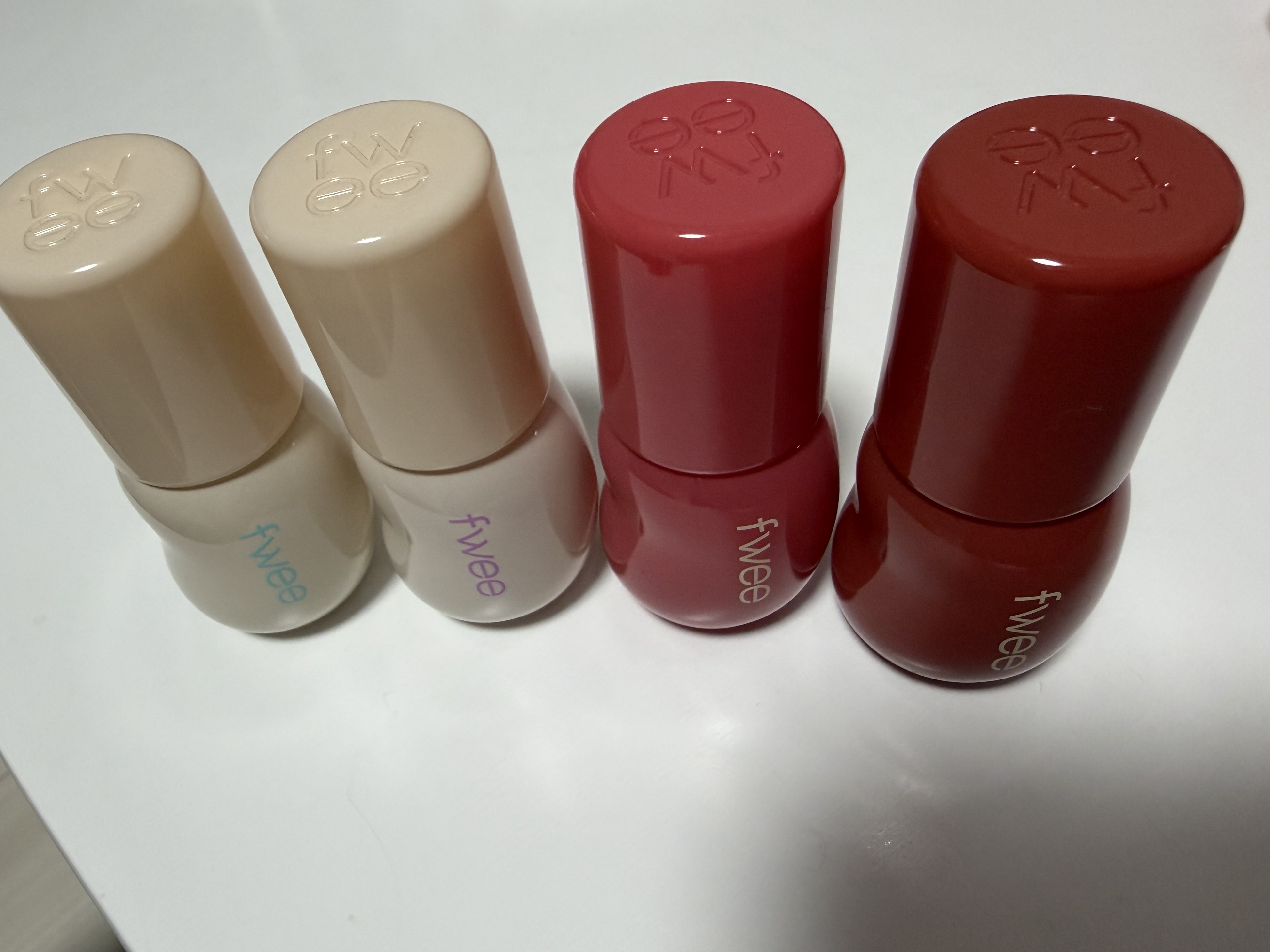 フィー 3Dチェインジンググロス/fwee/リップグロスを使ったクチコミ（1枚目）