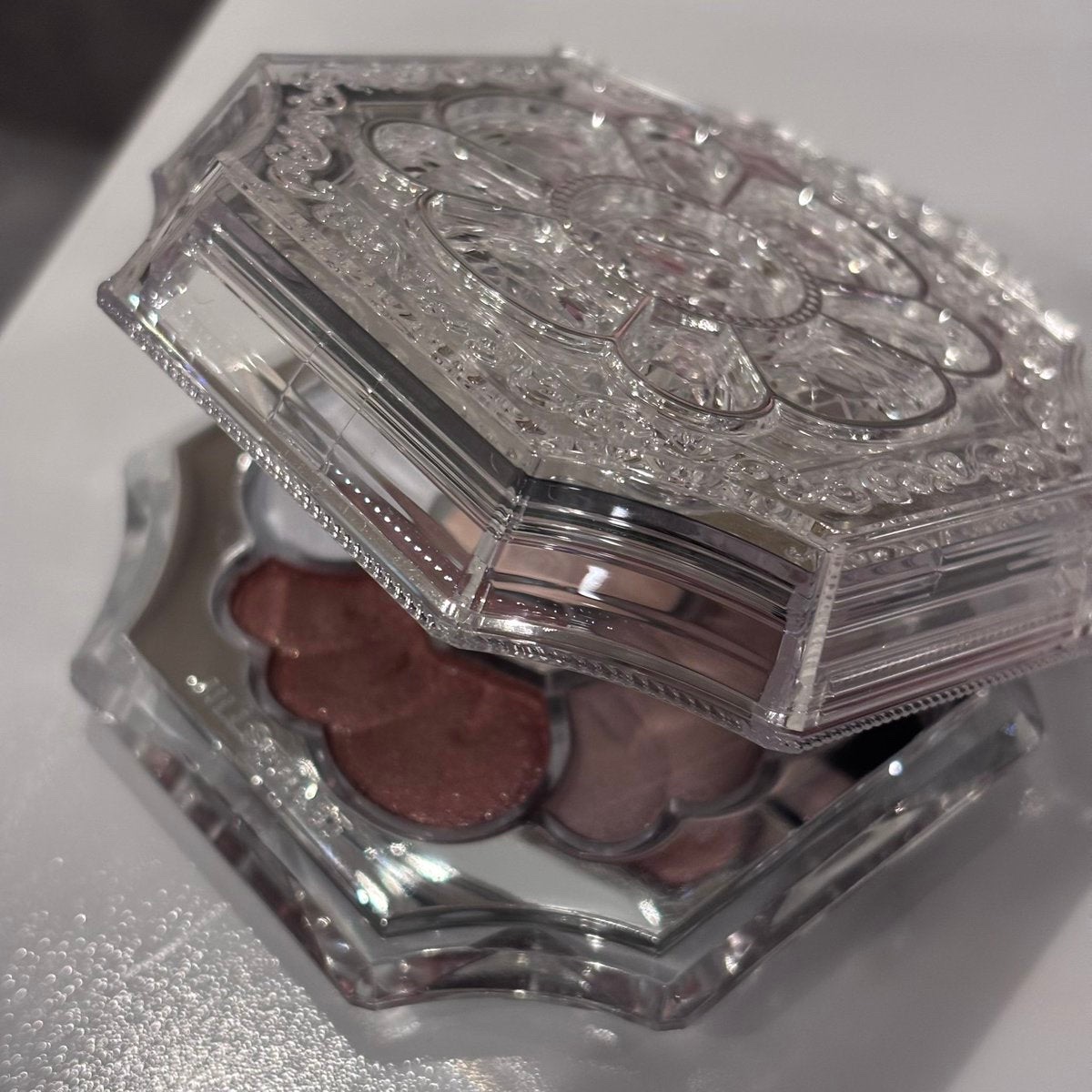 ジルスチュアート　ドレスドブルーム アイズ 101 frosted bluestar（限定色）/JILL STUART/アイシャドウパレットを使ったクチコミ（3枚目）