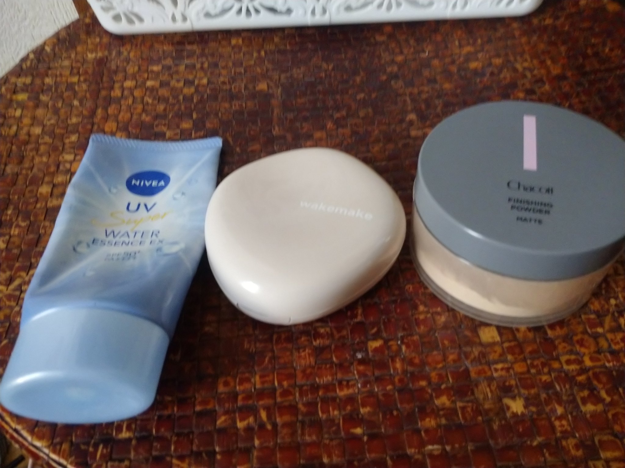 🌷今日のメイク🌷

ニベアUV ウォーターエッセンスEX
wakemakeウォーターグロウコーティングバーム01ロージーポーセリン
チャコット・コスメティクスフィニッシングパウダー マット761ナチュラル

minumニュアンスリキッド