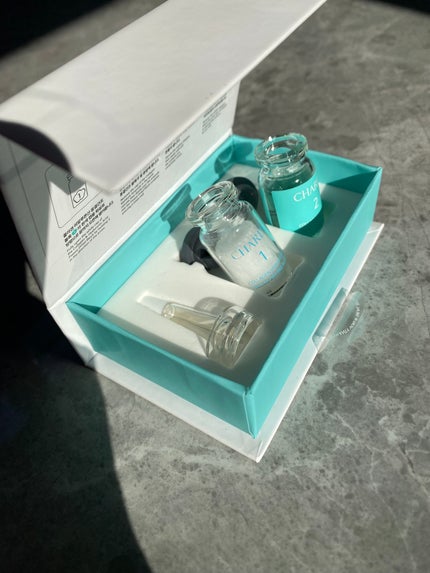 エリカ on LIPS 「1週間分のアンプル届きました!スペシャルケアのときに使うように..」(5枚目)