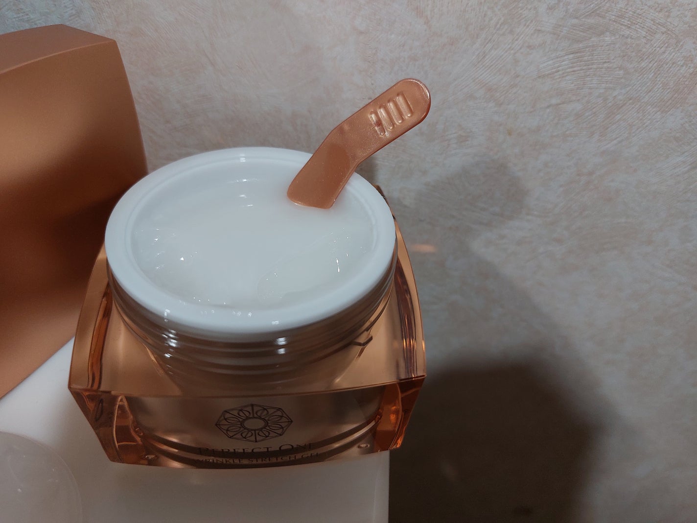 パーフェクトワン 薬用リンクルストレッチジェル/パーフェクトワン/オールインワン化粧品を使ったクチコミ(2枚目)