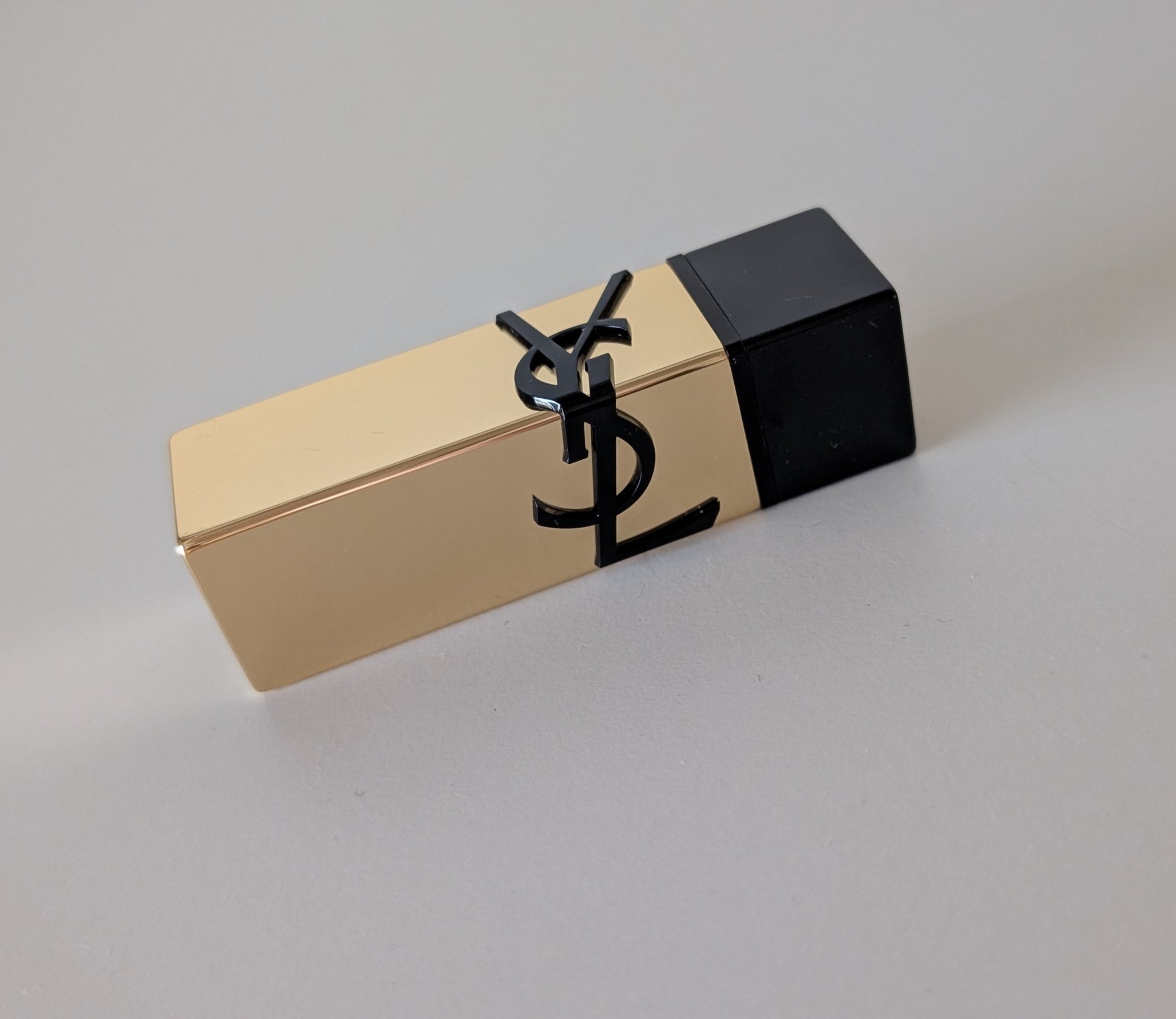 ルージュ ピュールクチュール/YVES SAINT LAURENT BEAUTE/口紅を使ったクチコミ（2枚目）