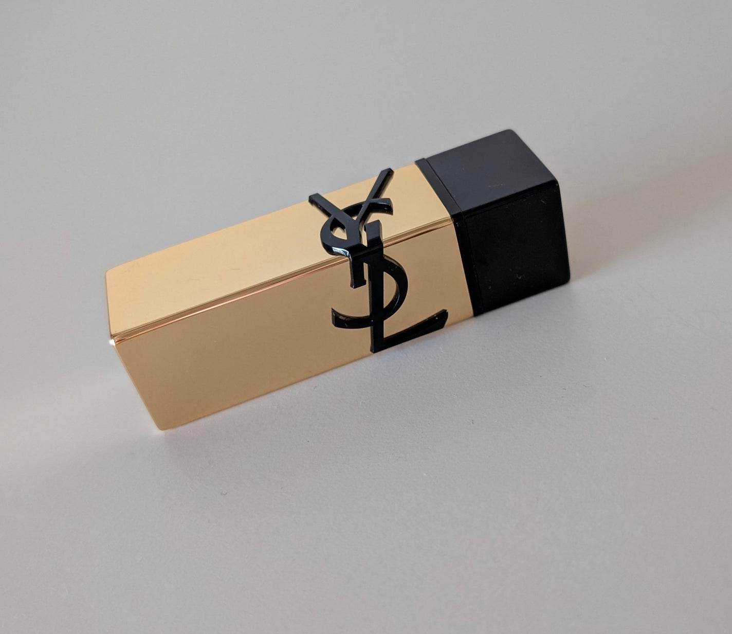 ルージュ ピュールクチュール/YVES SAINT LAURENT BEAUTE/口紅を使ったクチコミ(2枚目)