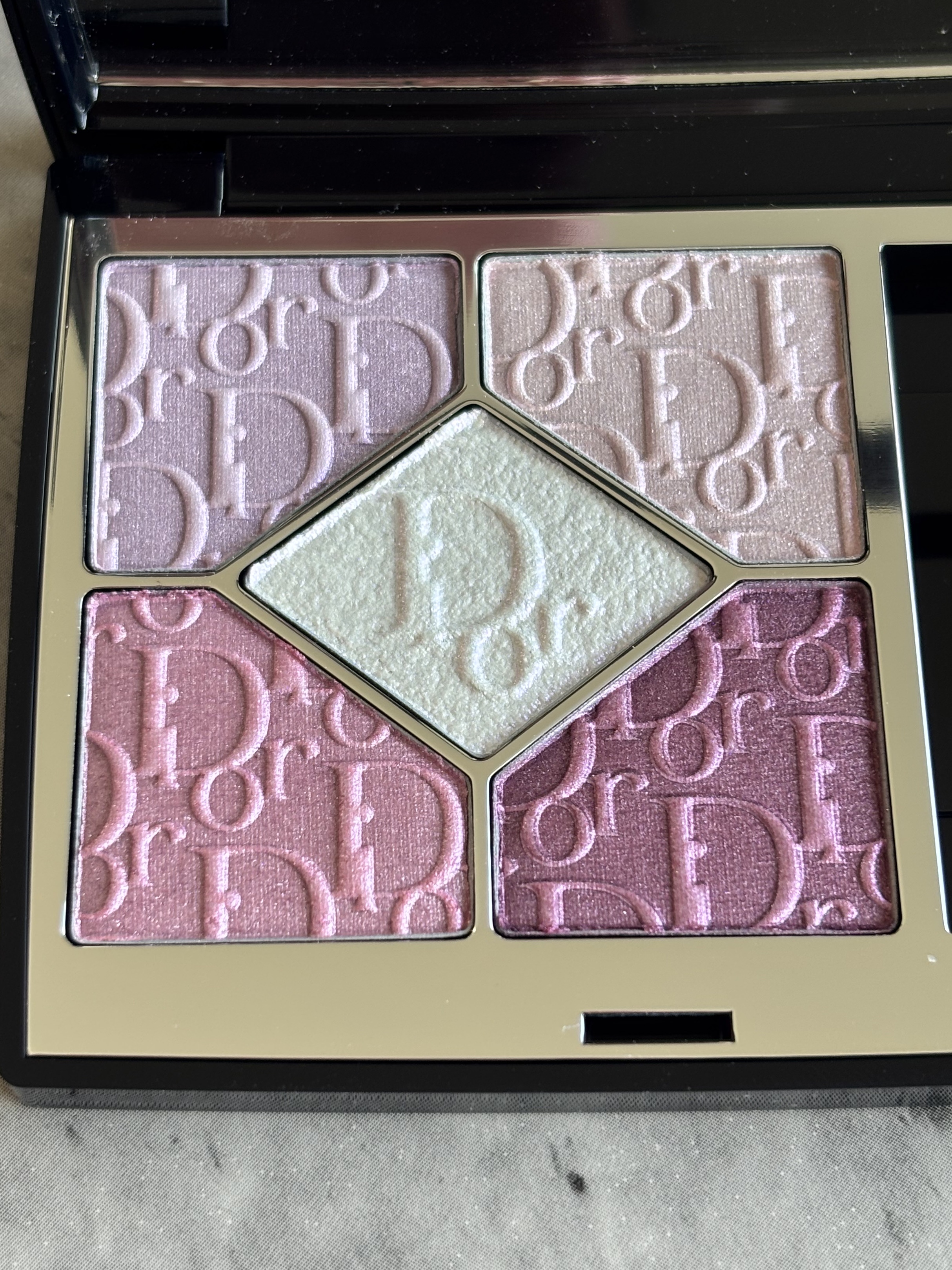 ディオールショウ サンク クルール（スプリング コレクション 2026 限定品）/Dior/アイシャドウを使ったクチコミ（2枚目）