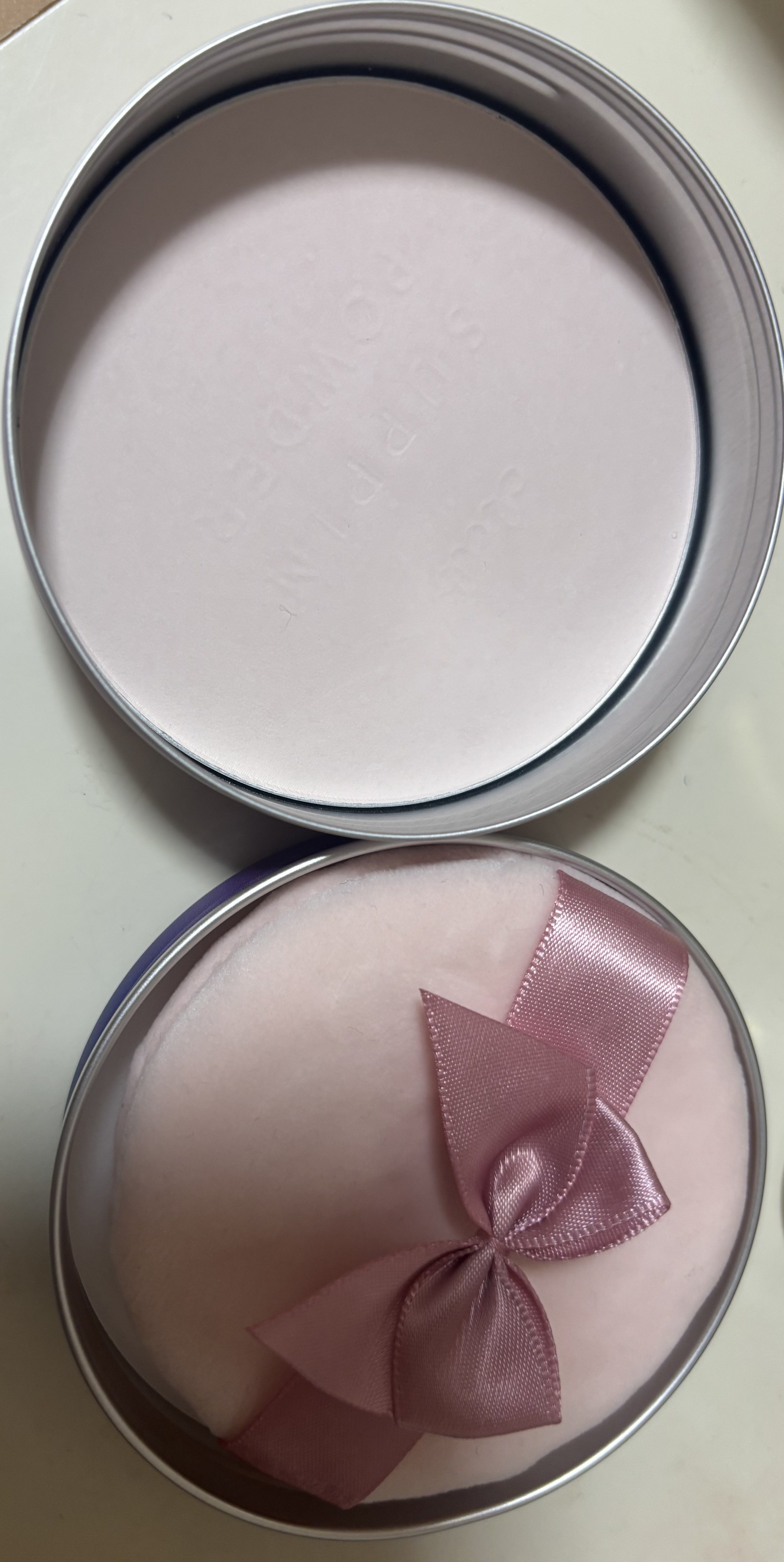 すっぴんパウダー おやすみ夜桜の香り/クラブ/プレストパウダーを使ったクチコミ（2枚目）